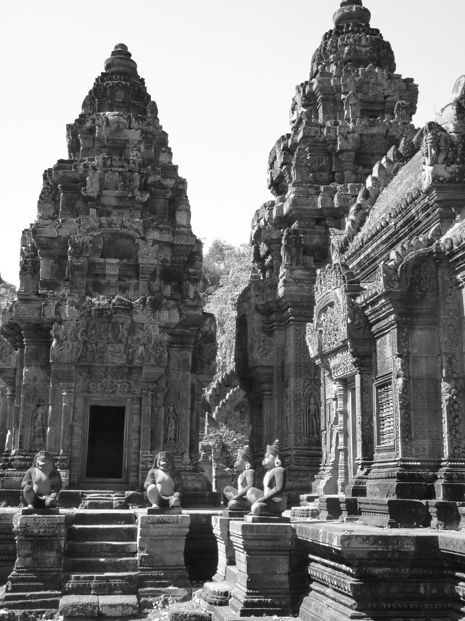 Panasonic Lumix DMC-FZ35 (Lumix DMC-FZ38) sample photo. Temple, angkor, cambodia photography