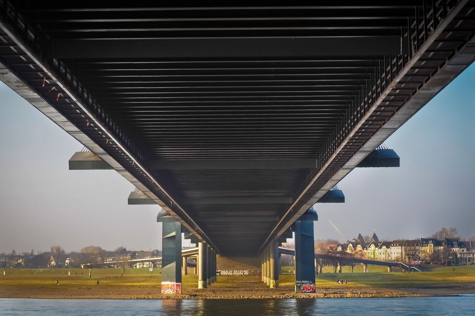 Olympus OM-D E-M10 sample photo. Architecture, bridge, structures photography
