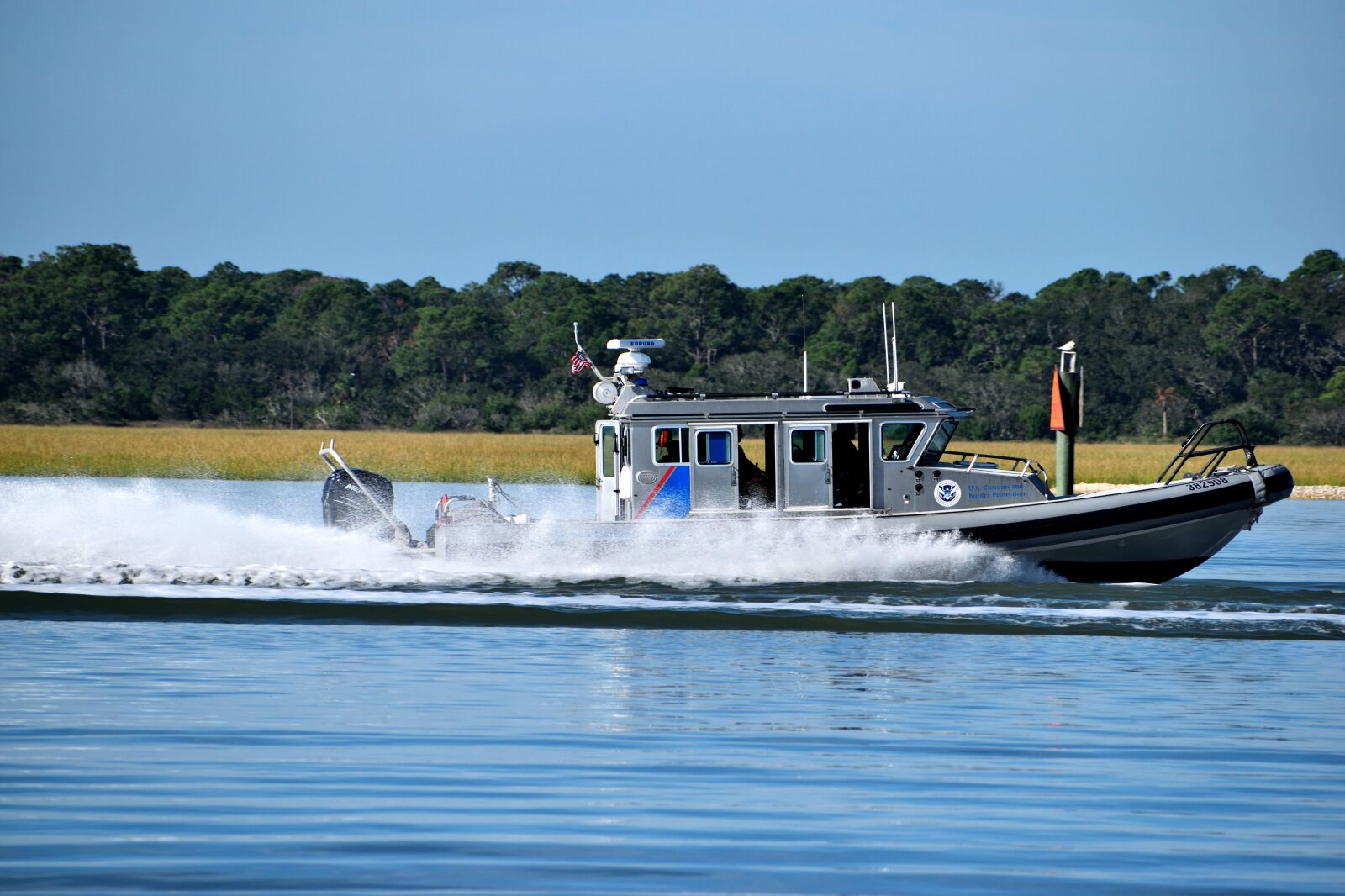 Nikon D3300 sample photo. Homeland security, boat, border photography