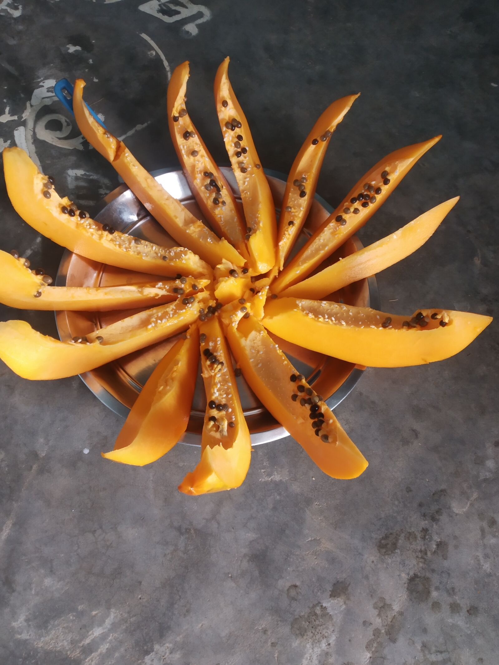 Xiaomi Redmi Y2 sample photo. Papaya, papaya cuttings, papaya photography