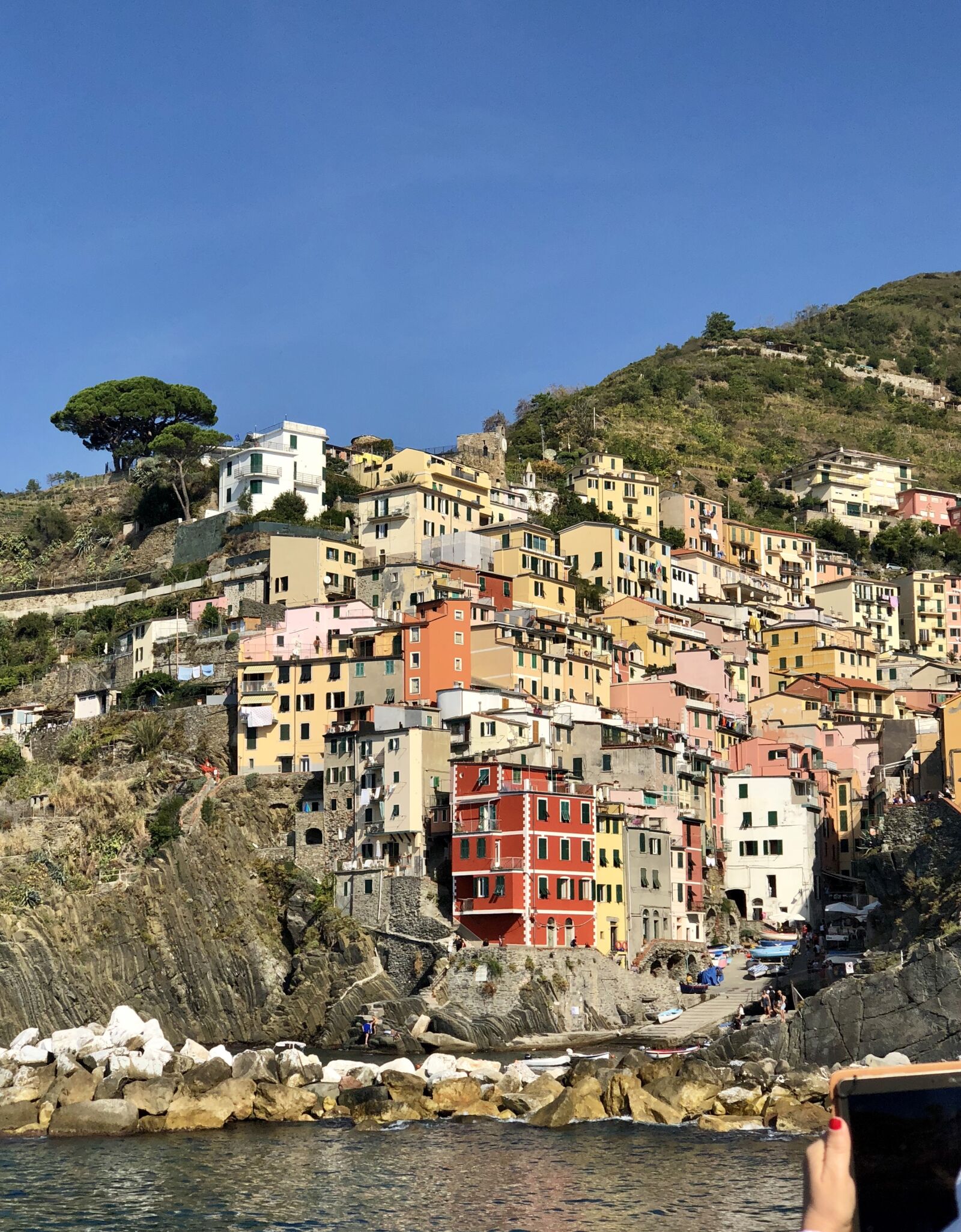 iPhone X back dual camera 6mm f/2.4 sample photo. Italy, cinque terre, mediterranean photography