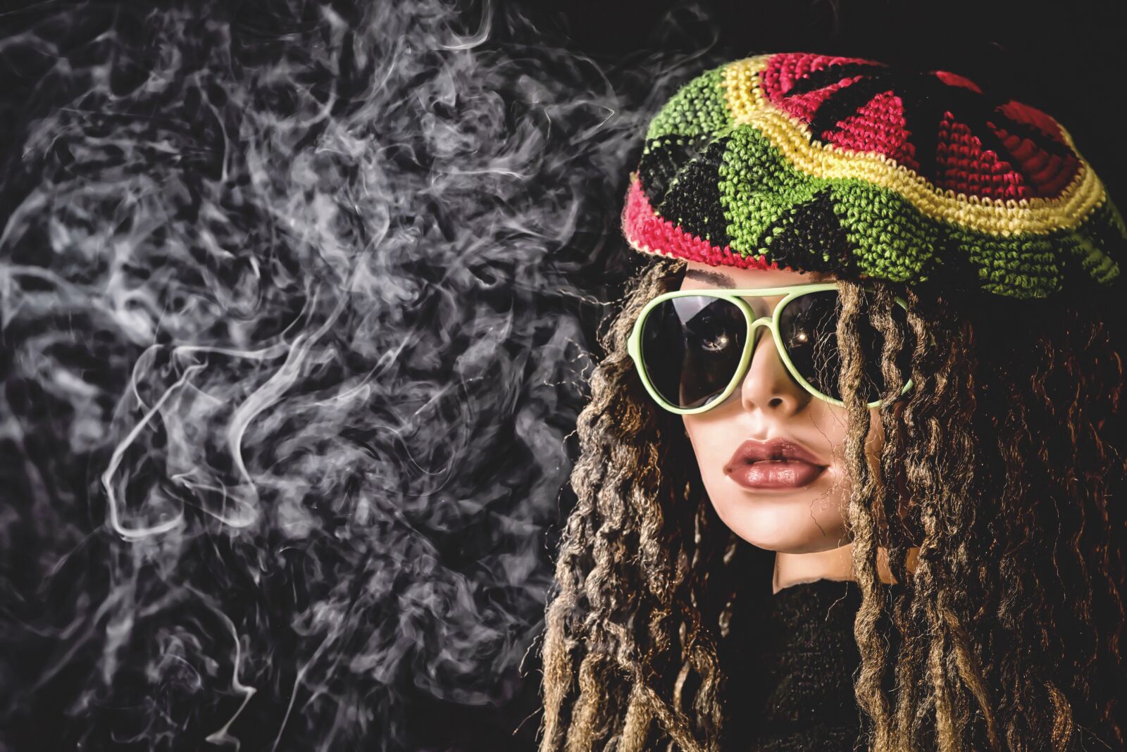 Nikon D7200 sample photo. Woman, smoke pot, smoking photography