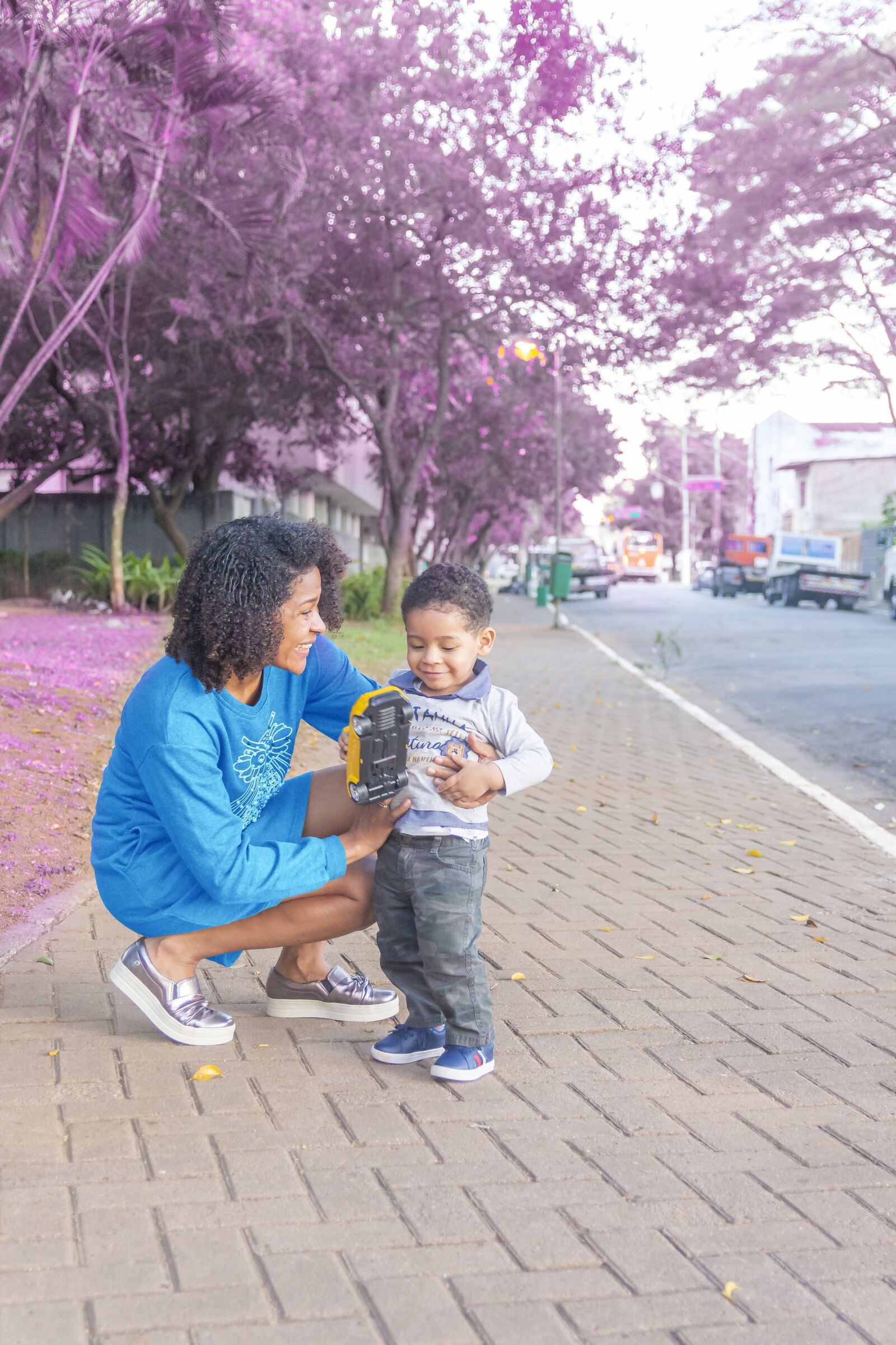 Canon EOS 700D (EOS Rebel T5i / EOS Kiss X7i) sample photo. Family, curls, boy photography