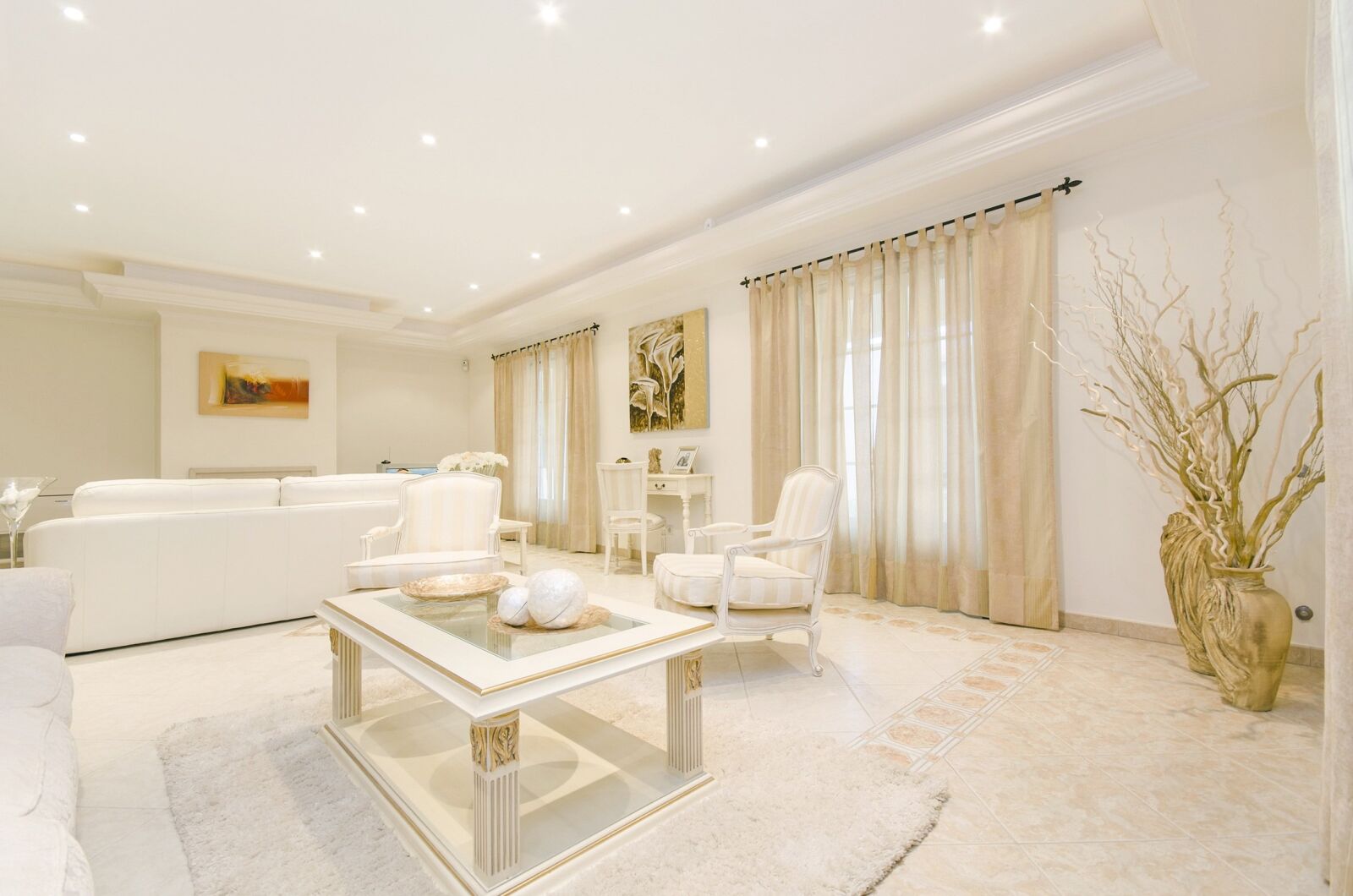 Nikon D5100 sample photo. Room, inside the house photography