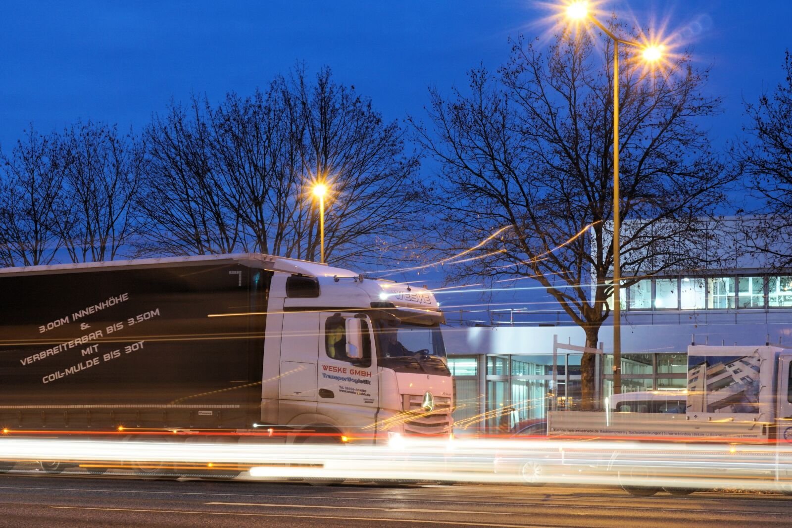 Sony a6000 sample photo. Truck, transport, vehicle photography