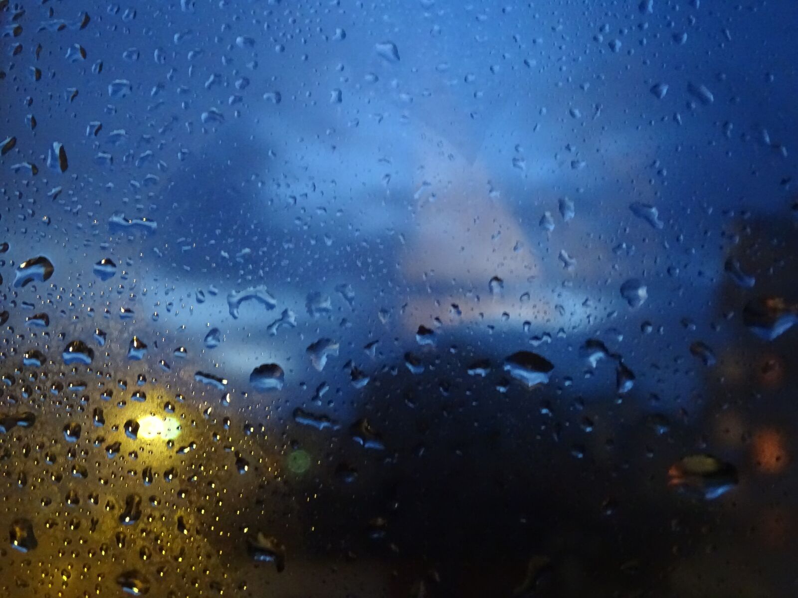 Sony Cyber-shot DSC-HX350 sample photo. Rain, glass, window photography