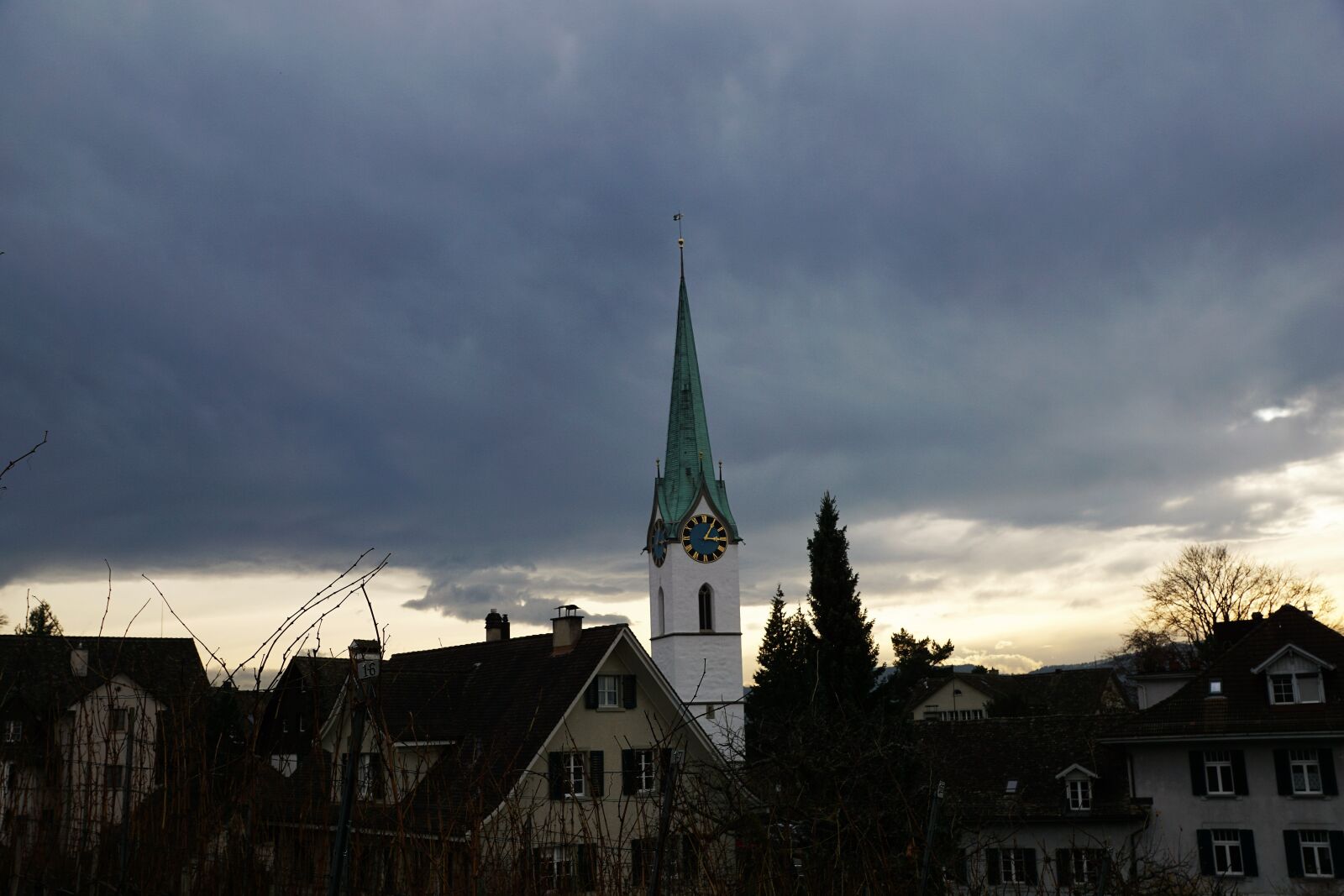 Sony ILCA-77M2 + Sony DT 16-50mm F2.8 SSM sample photo. Zollikon, village, evening photography