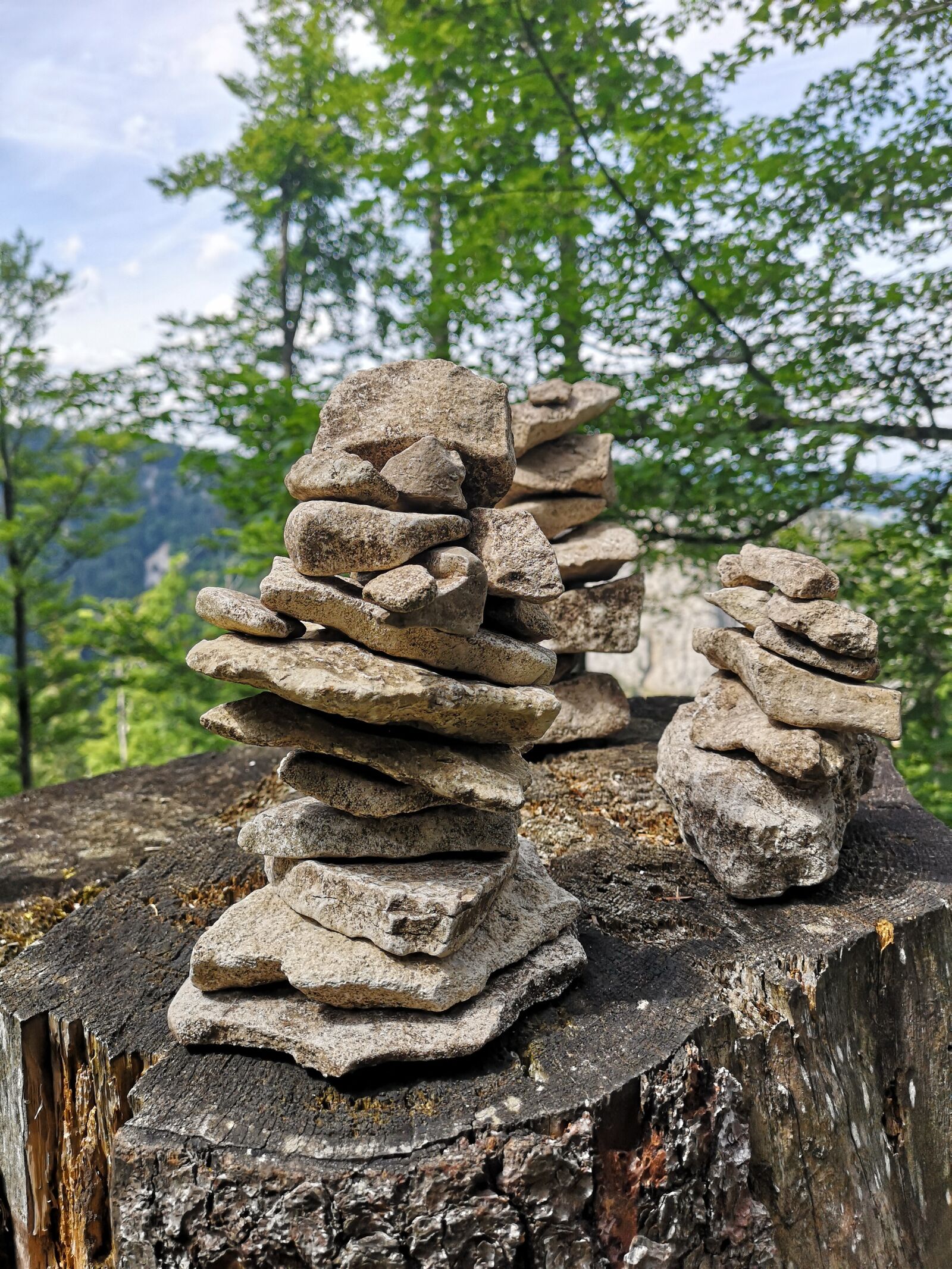 HUAWEI CLT-L29 sample photo. Stones, stacked stones, nature photography