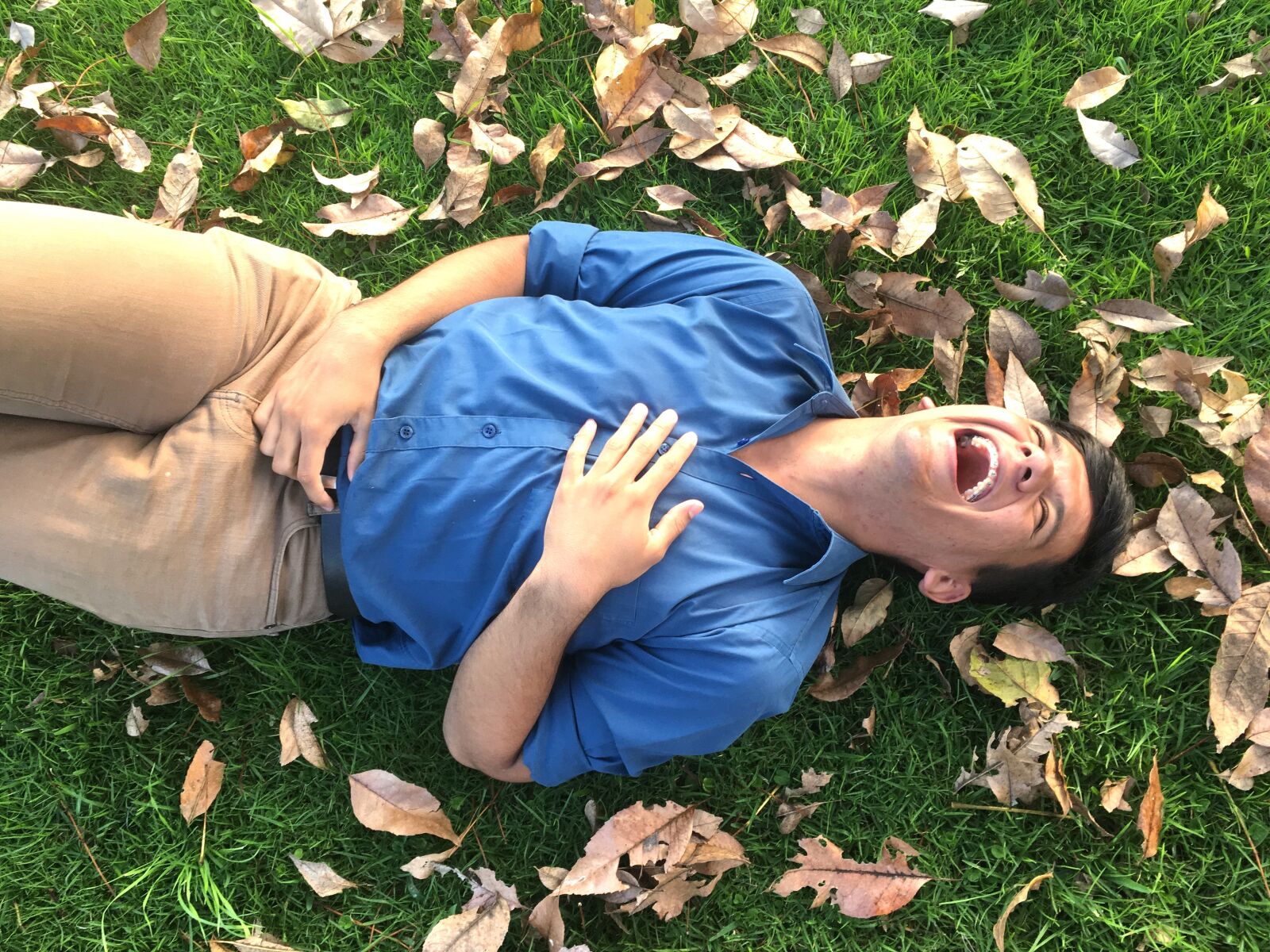 Apple iPhone 6s Plus sample photo. Laughter, latino, autumn photography