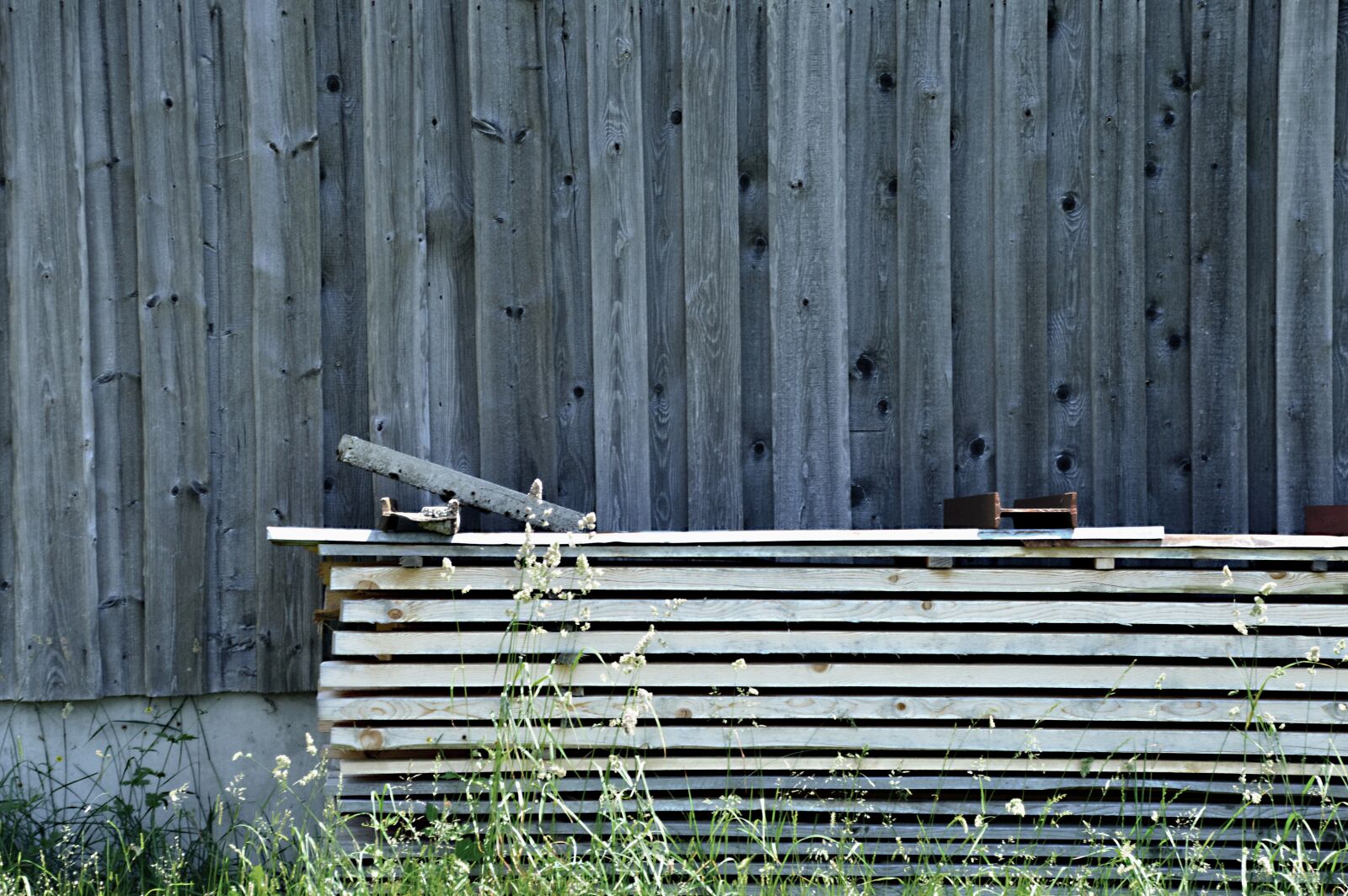 Nikon D3200 sample photo. Texture, wood grain, wall photography