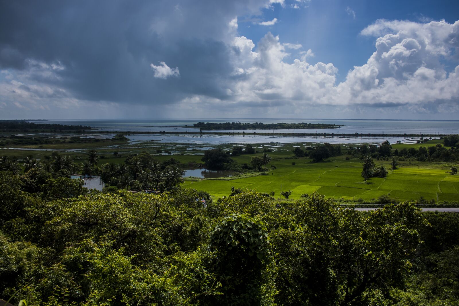 Canon EF-S 18-55mm F3.5-5.6 IS sample photo. Landscape, river, nature photography