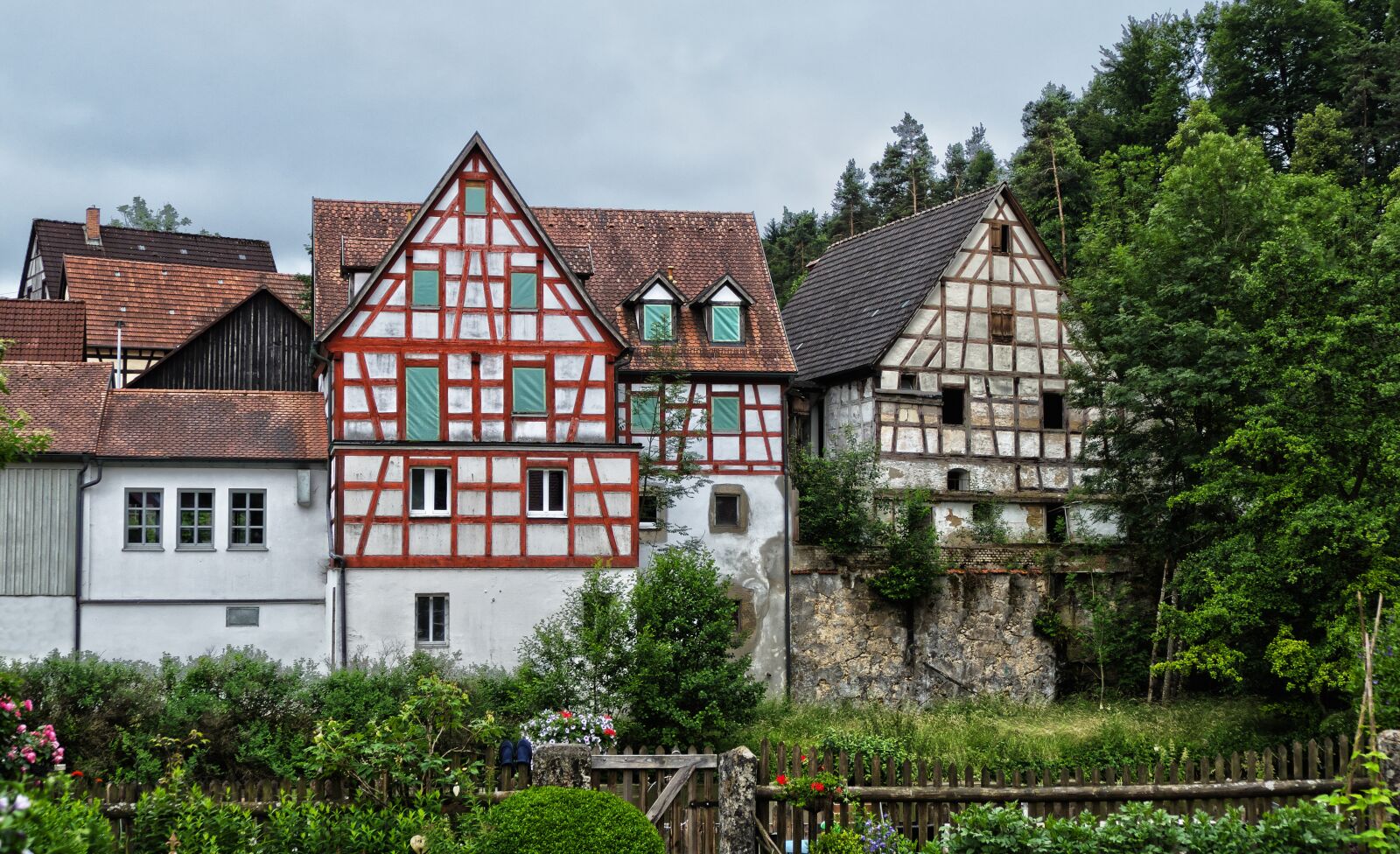 Panasonic Lumix DMC-FZ1000 sample photo. Historic center, fachwerkhaus, historically photography