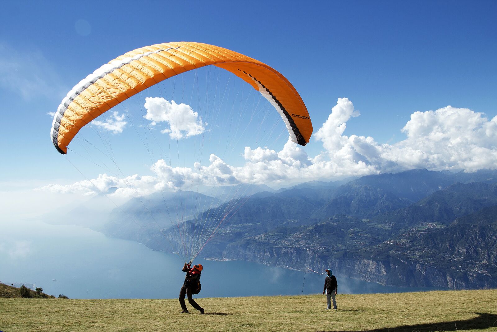Canon EOS 600D (Rebel EOS T3i / EOS Kiss X5) sample photo. Garda, italy, lake photography