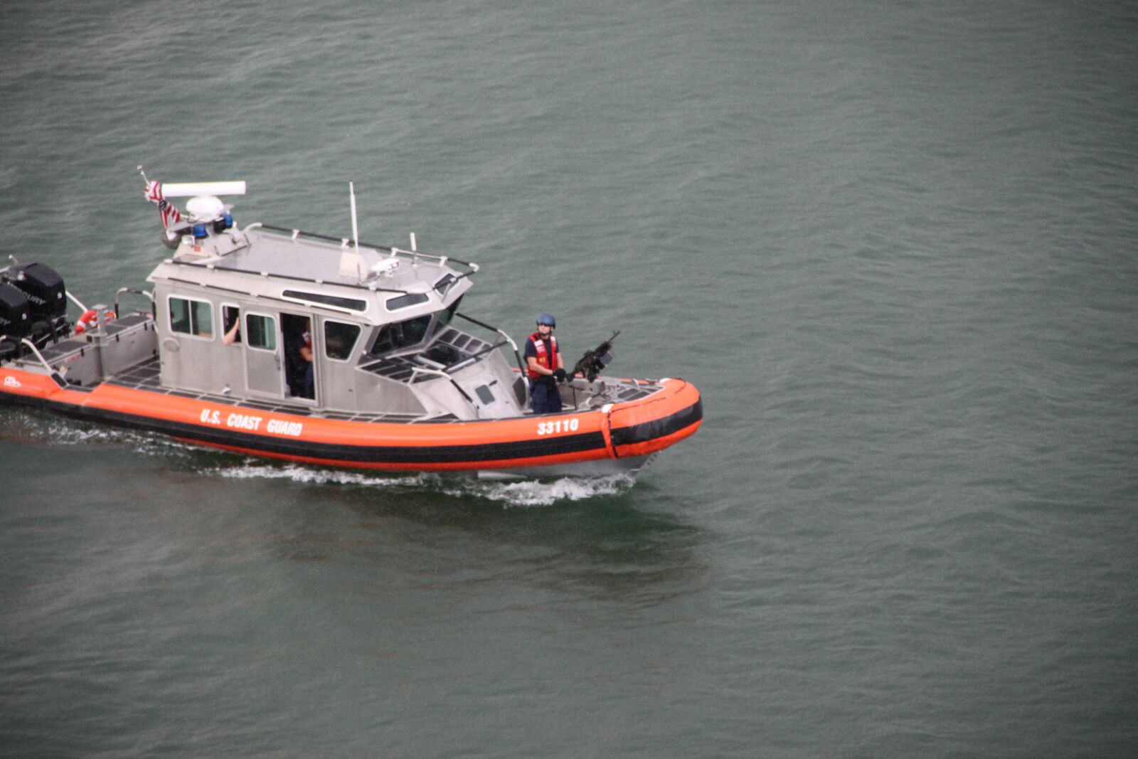 Canon EOS 500D (EOS Rebel T1i / EOS Kiss X3) sample photo. Boat, coastguard, rescue photography