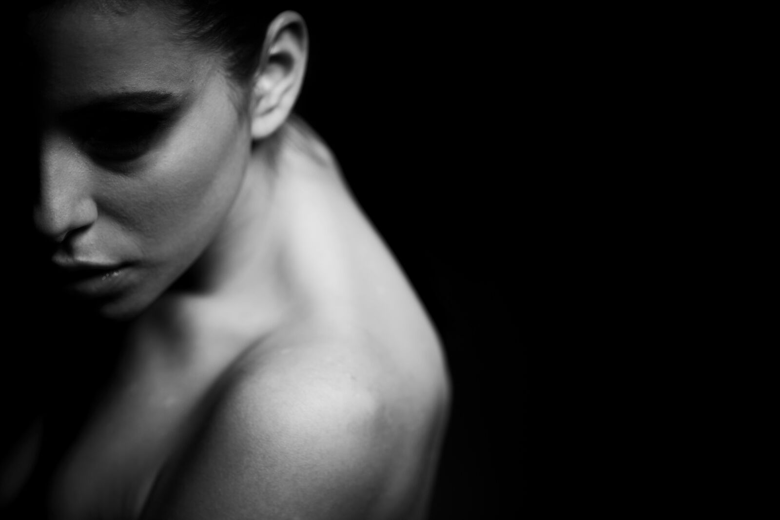 Sony Alpha DSLR-A850 sample photo. Woman, girl, portrait photography