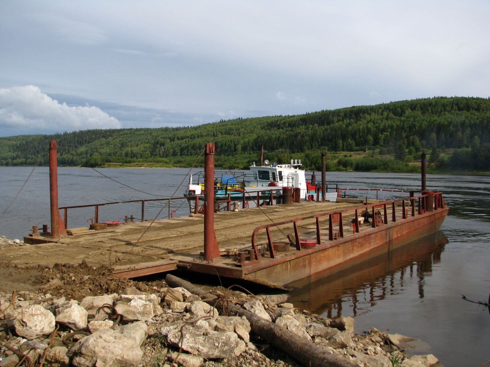 Canon POWERSHOT S5 IS sample photo. The vishera river, ferry photography