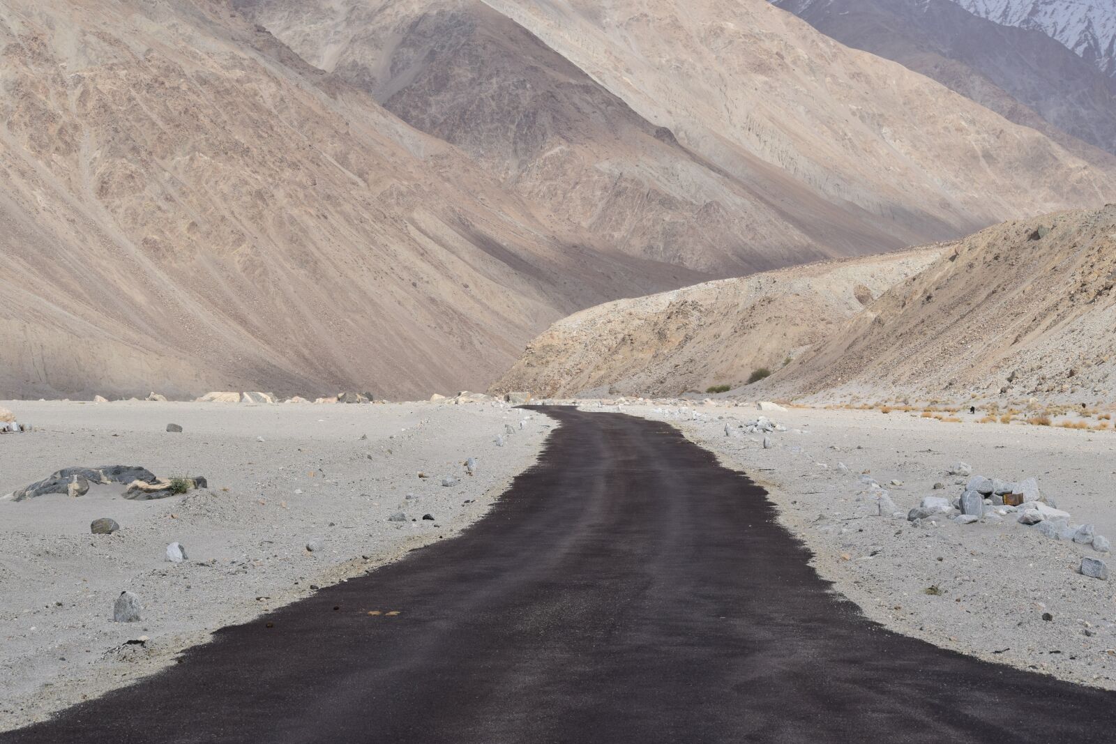 Nikon D5300 sample photo. Road, desert, mountains photography