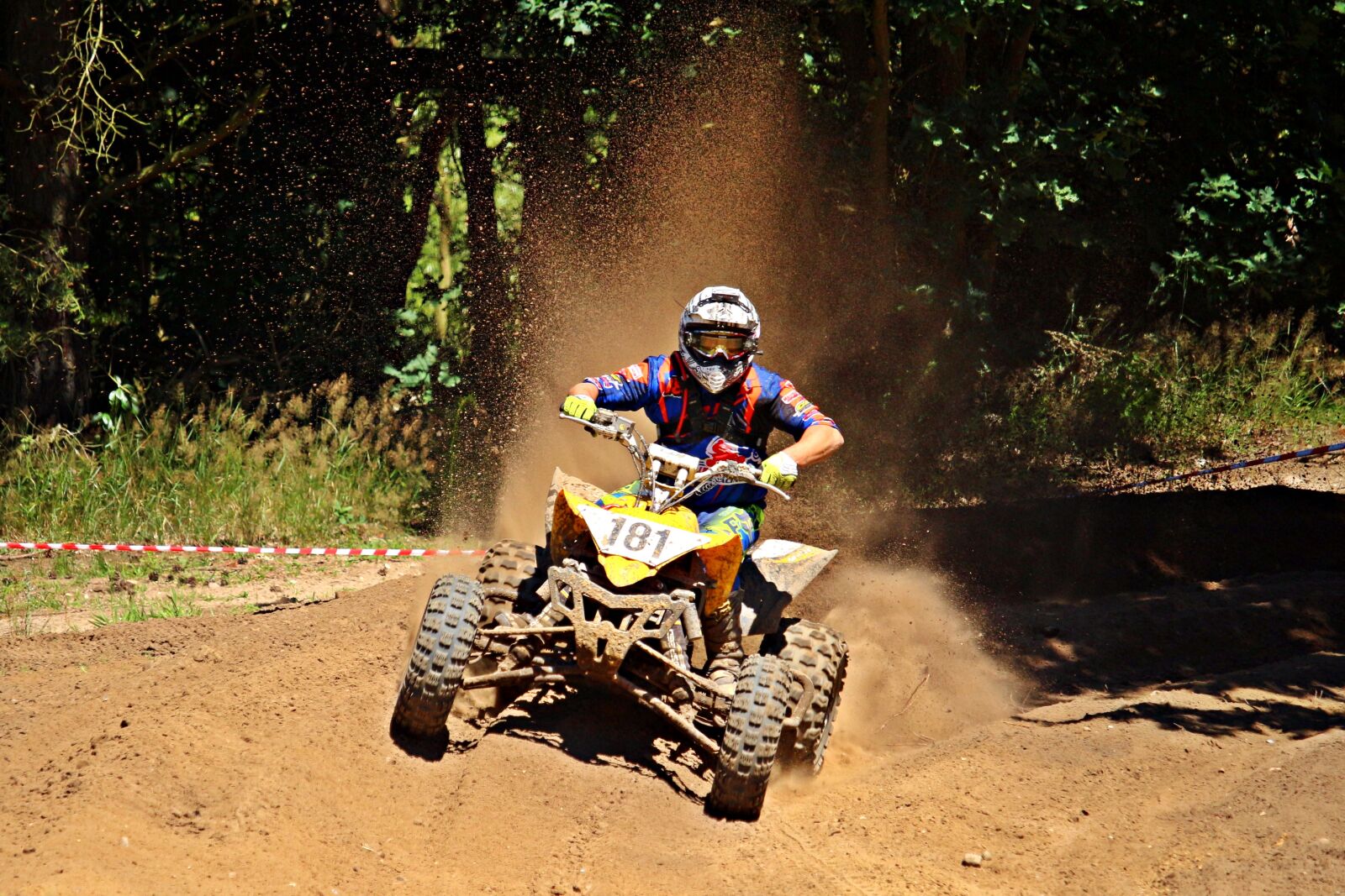 Canon EOS 100D (EOS Rebel SL1 / EOS Kiss X7) sample photo. Quad, quad race, motocross photography