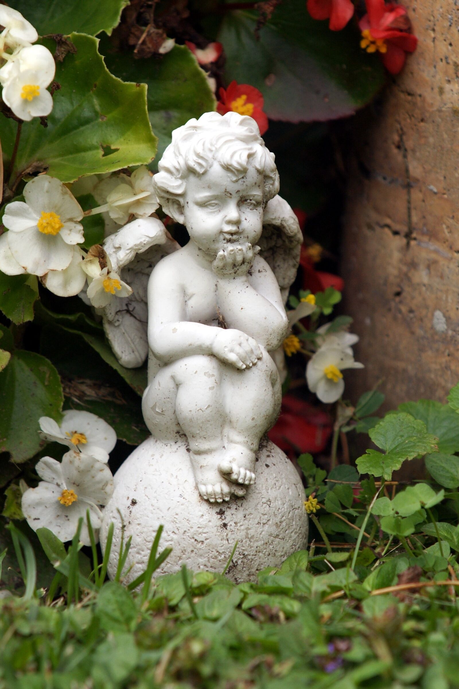 Sony Alpha DSLR-A700 sample photo. Angel, contemplative, figure photography