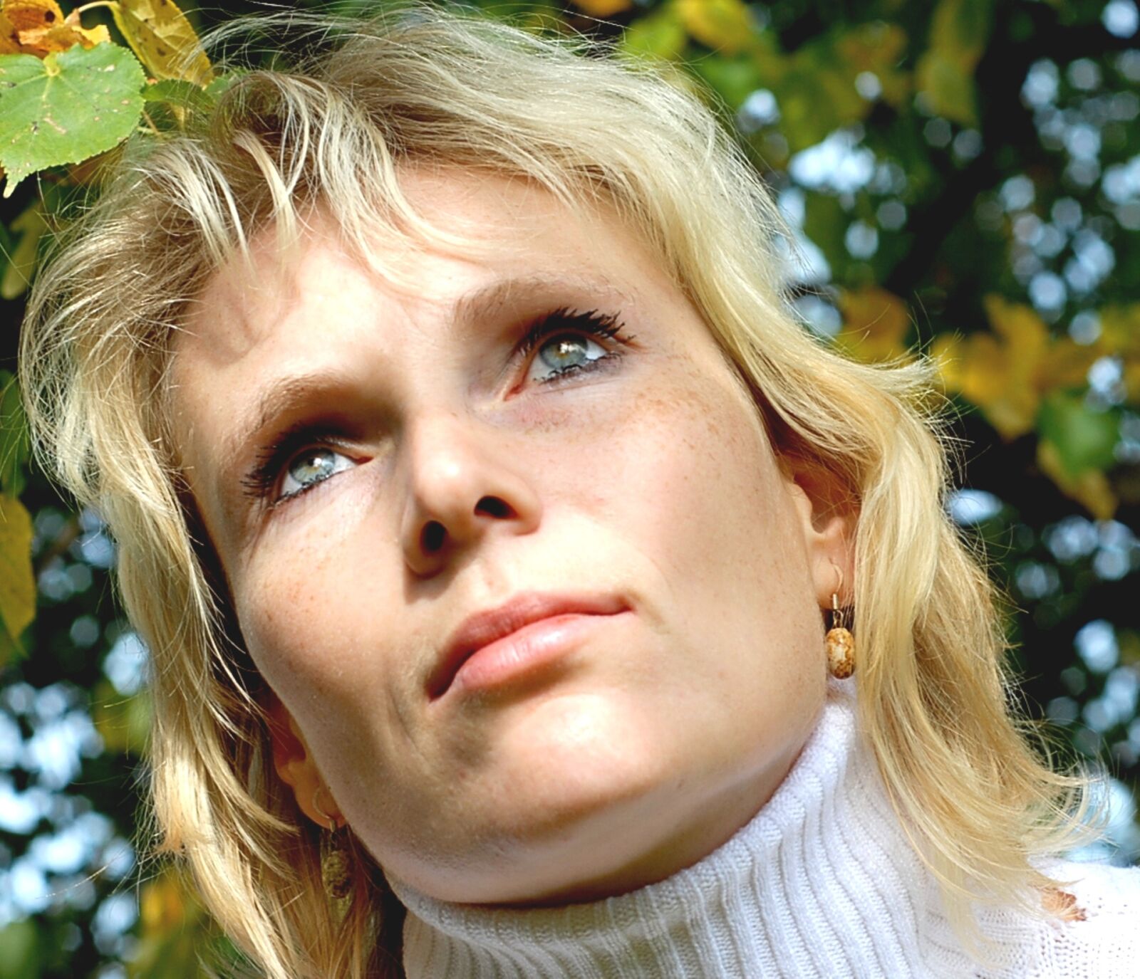 Nikon D200 sample photo. Woman, portrait, view photography