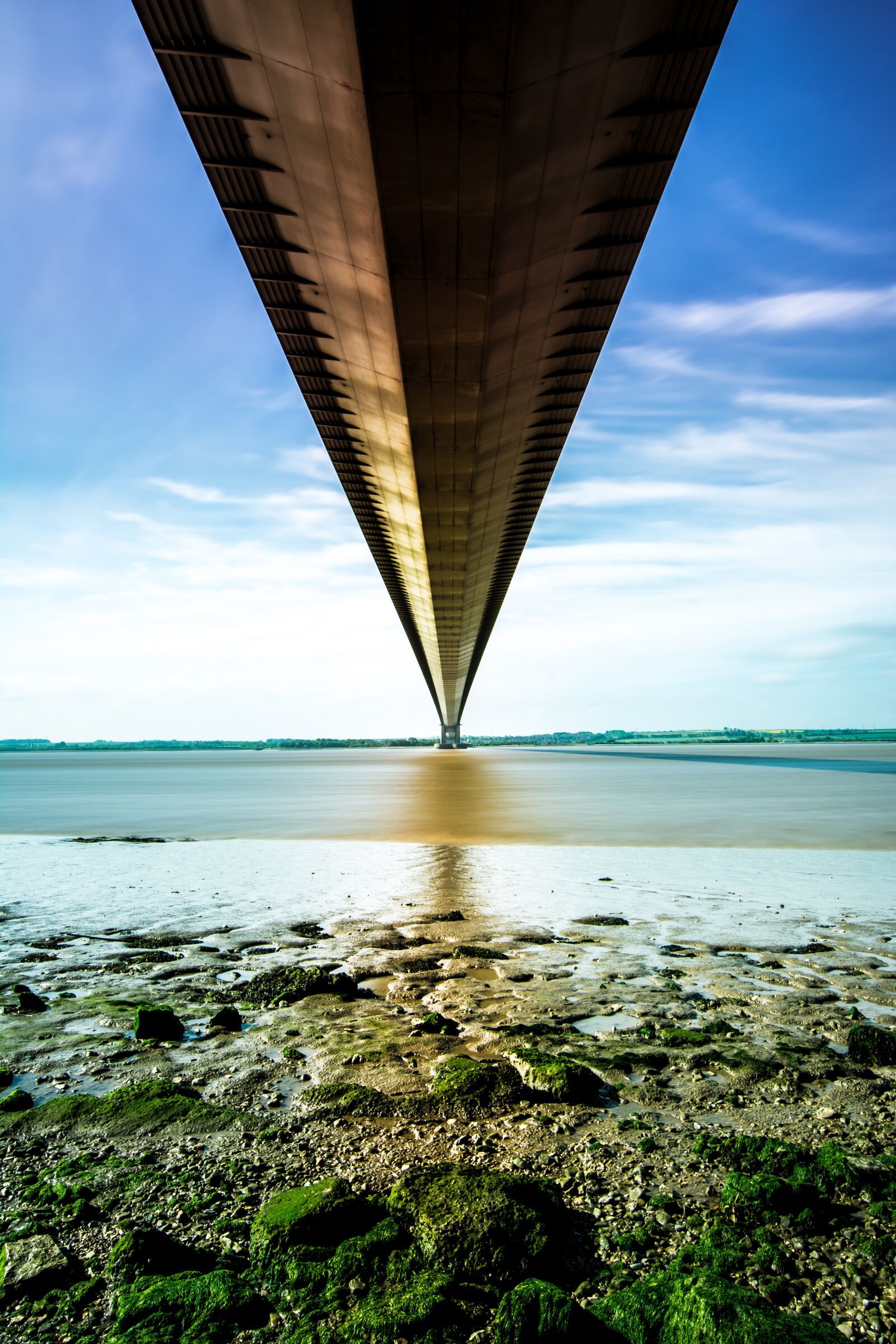 Tokina AT-X Pro 11-16mm F2.8 DX II sample photo. Humber bridge, river, tidal photography