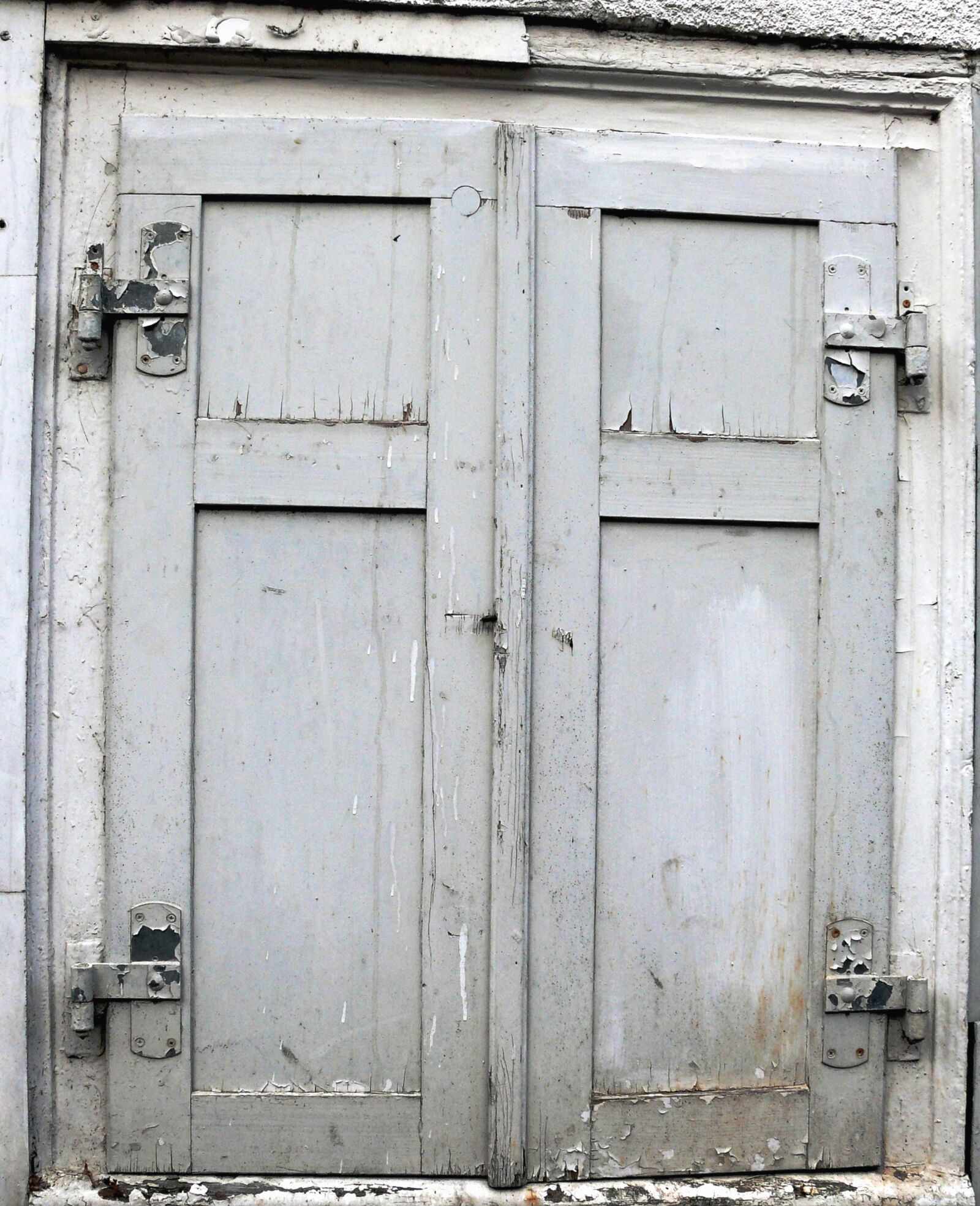 Panasonic DMC-FZ50 sample photo. Doors, retro, wood, exterior photography