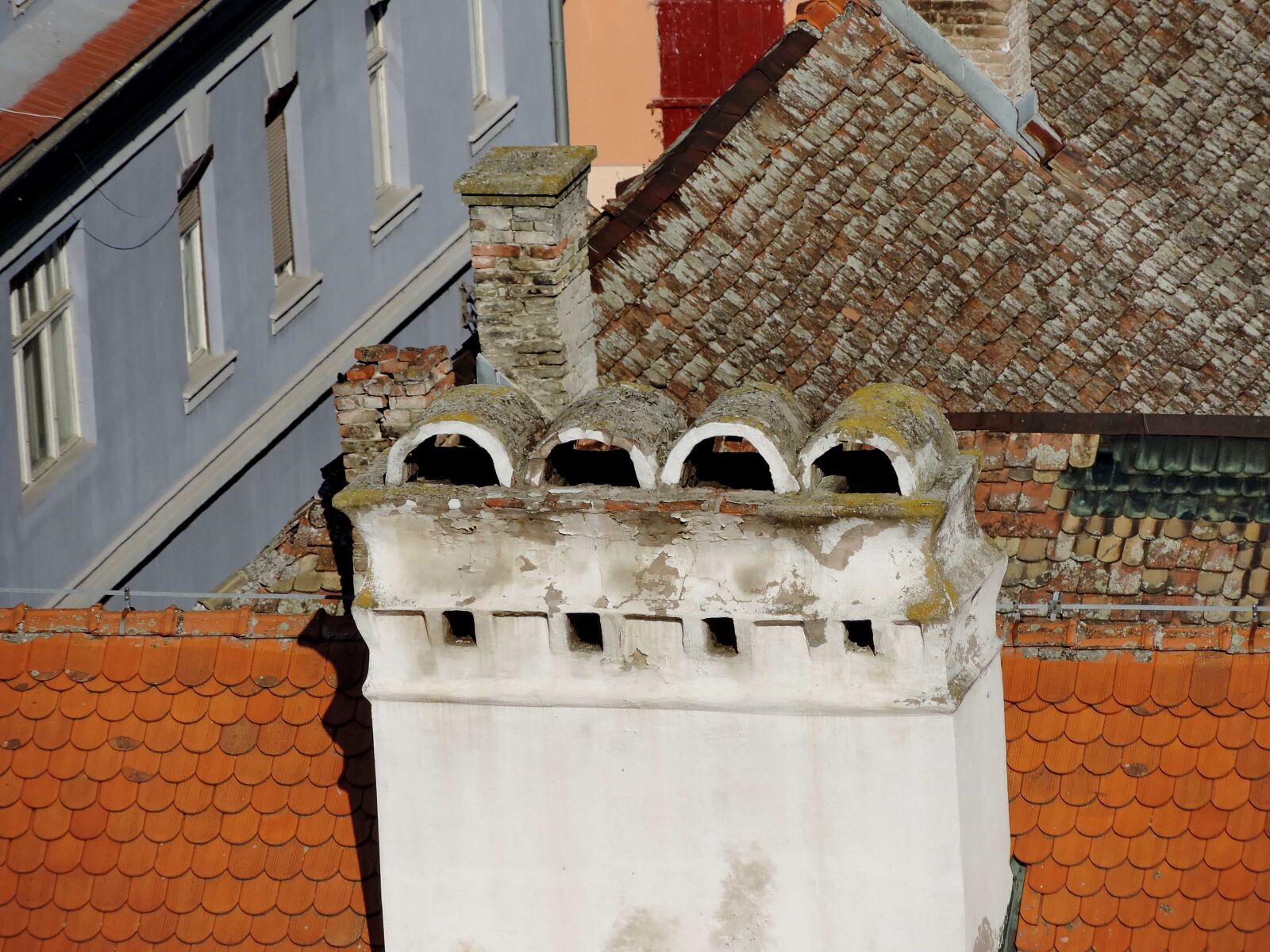 Nikon Coolpix P520 sample photo. Chimney, container, architecture, building photography