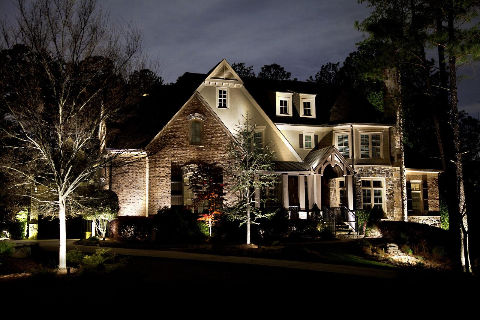 Canon EOS 5D Mark II sample photo. Home, lighting, house photography