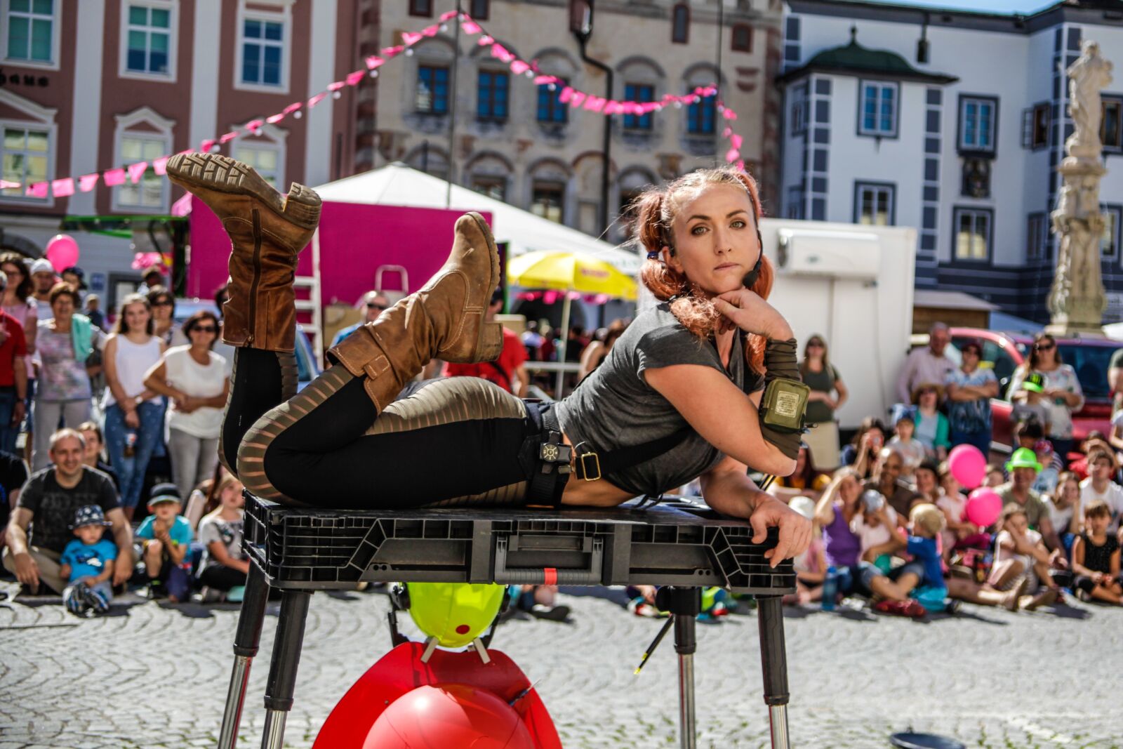 Canon EF 28-105mm f/3.5-4.5 USM sample photo. Circus, leisure, free city photography