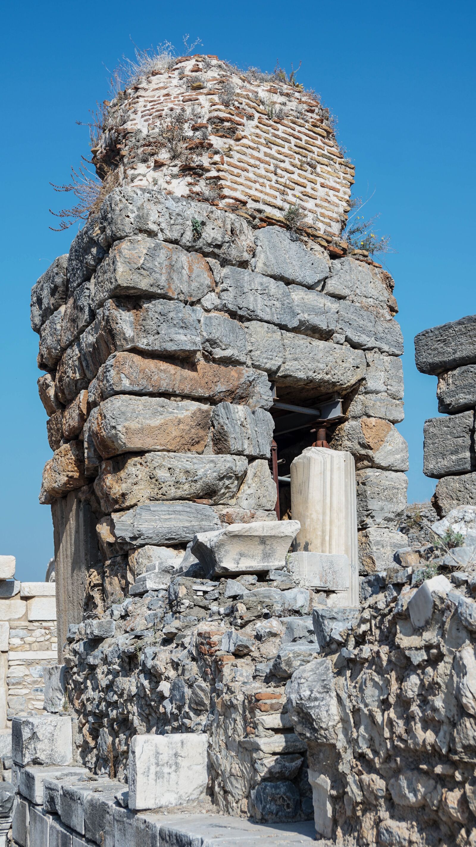 Sony a6000 + Sony Vario-Tessar T* E 16-70mm F4 ZA OSS sample photo. Turkey, hilt, the ruins photography