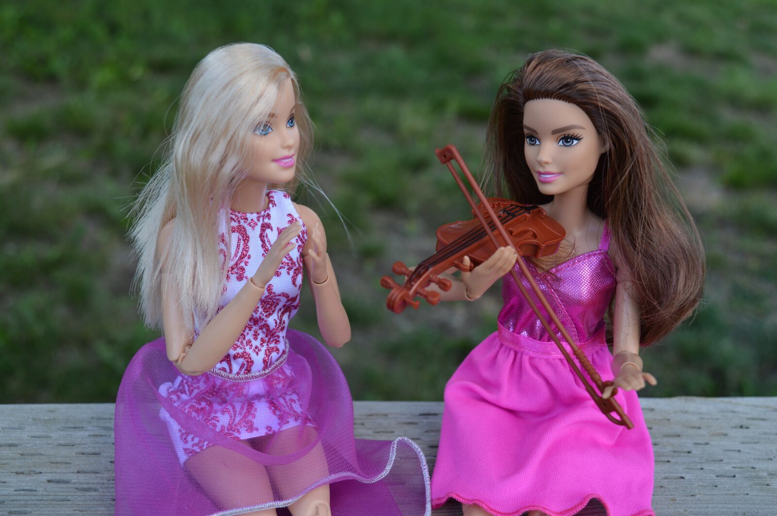 Nikon D3200 sample photo. Violin, barbie, doll photography