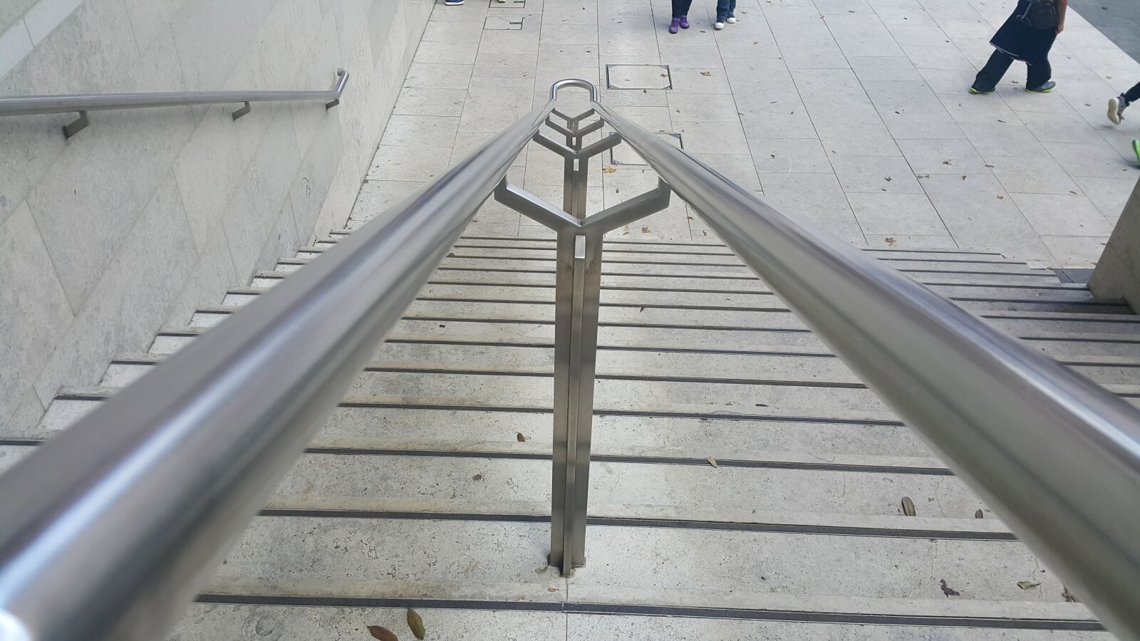 Samsung Galaxy Note4 sample photo. Downstairs, fun, pipe, slide photography