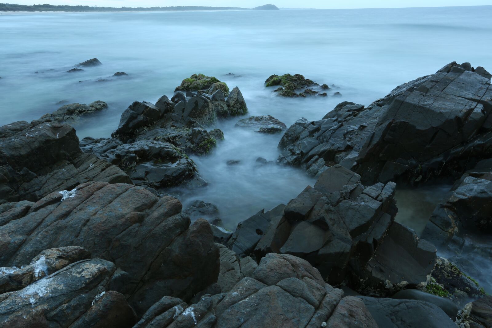 Canon EOS 5D Mark III + Canon EF 17-40mm F4L USM sample photo. Ocean, rocks, beach photography