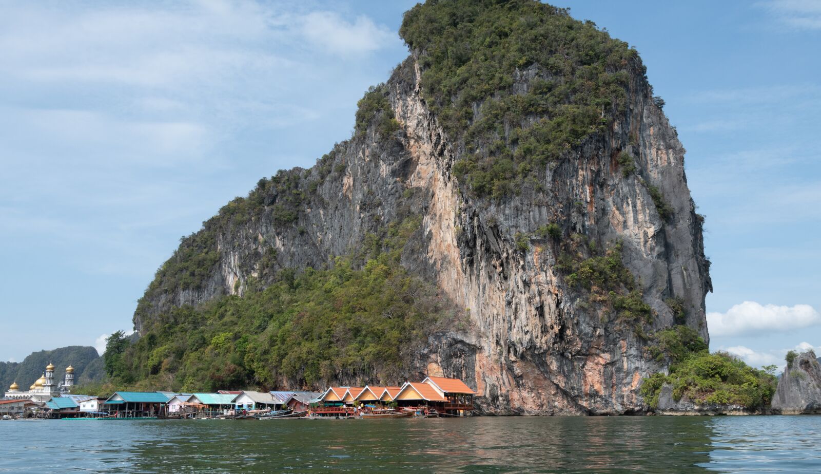 Nikon D5600 sample photo. Thailand, sea, rocks photography