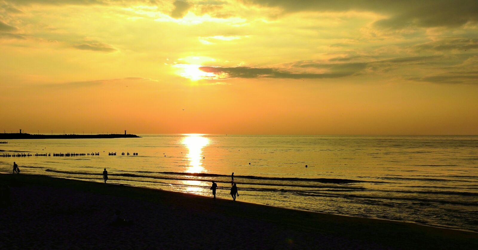 Nikon Coolpix P900 sample photo. Sunset, sea, twilight photography