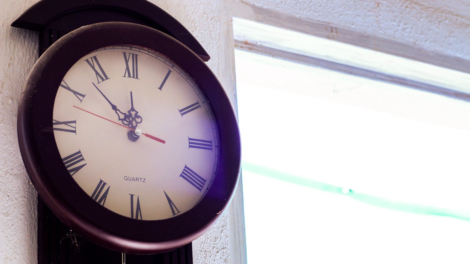 Canon EOS 700D (EOS Rebel T5i / EOS Kiss X7i) + Canon EF 50mm F1.8 II sample photo. Time, hour, second photography