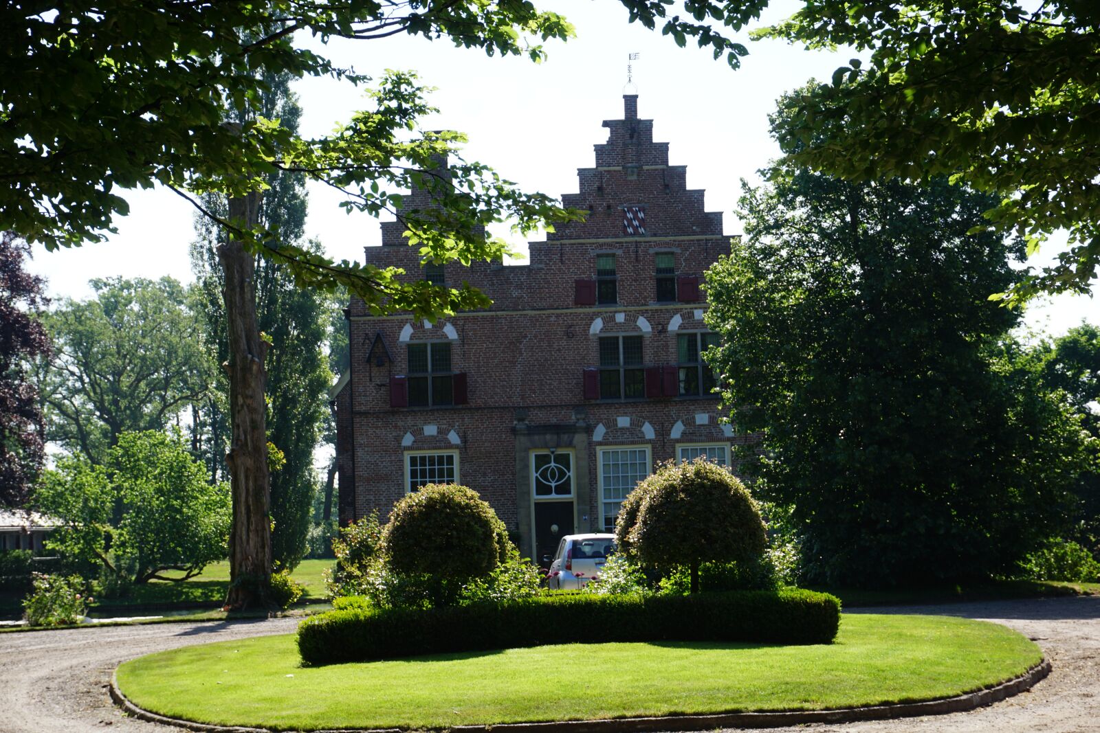 Sony a6000 sample photo. Castle, the front, conifer photography