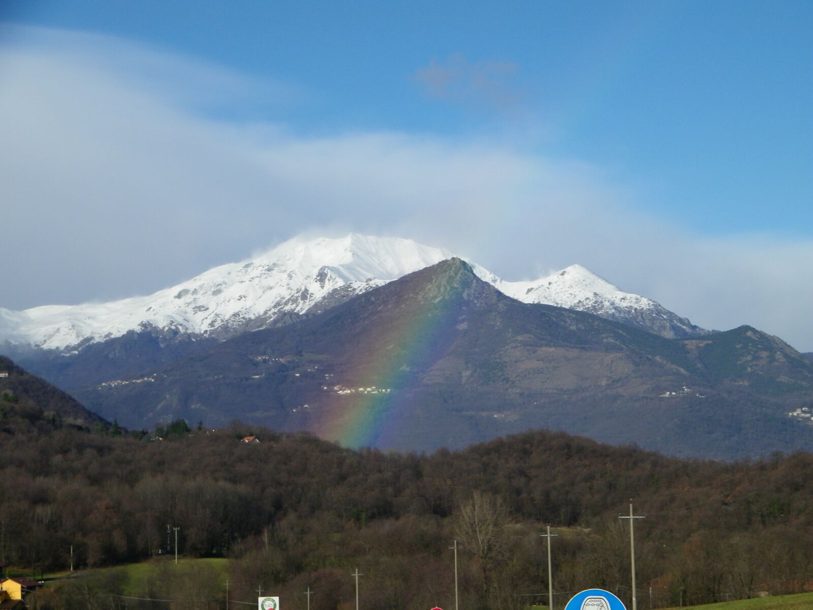 Kodak EASYSHARE Z1015 IS DIGITAL CAMERA sample photo. Mountain, rainbow, nature photography