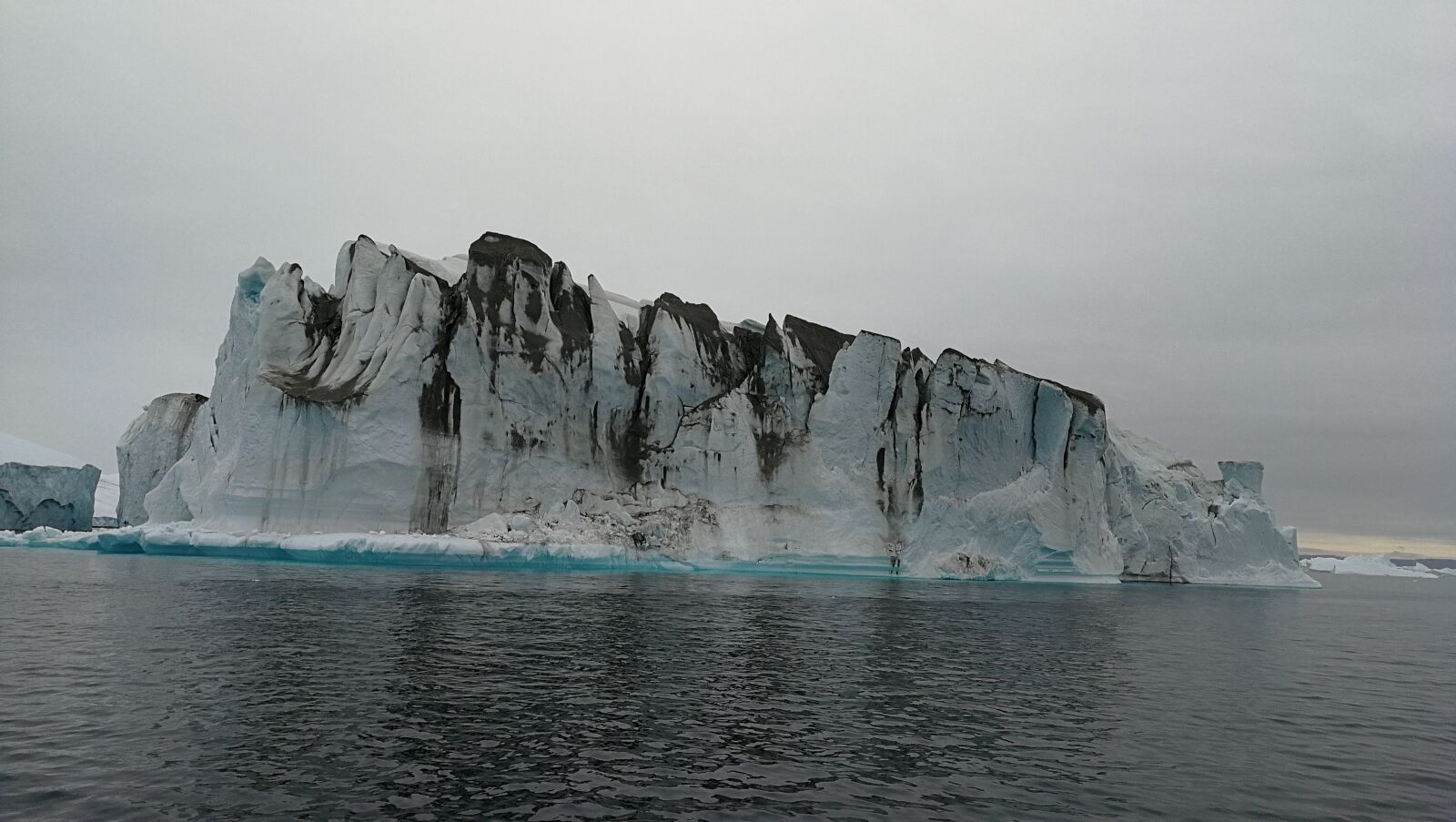 HUAWEI P10 sample photo. Greenland, iceberg, snow photography