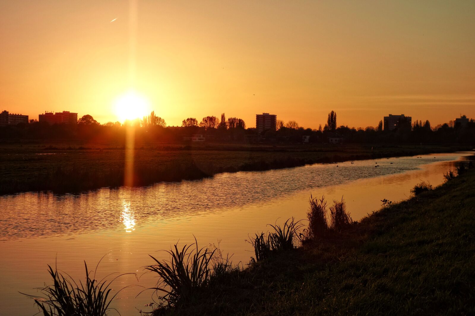 Sony Cyber-shot DSC-RX100 sample photo. Sunset, waterway, reflection photography