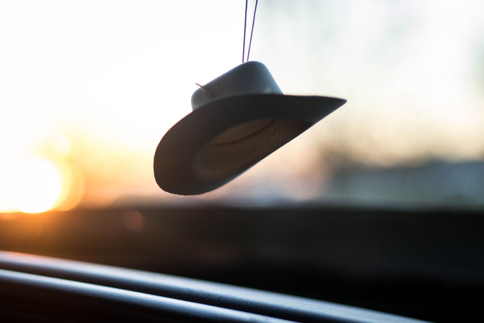 Canon EOS 80D sample photo. Blur, bokeh, car, close photography