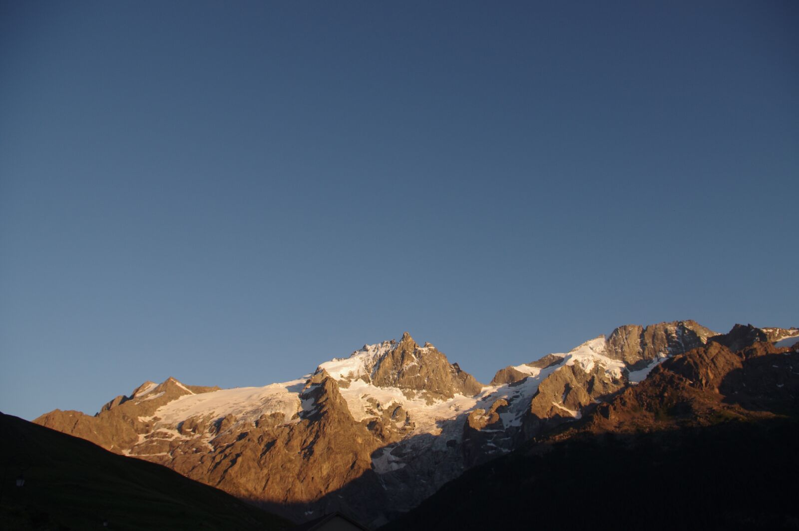 Pentax K-r sample photo. Alps, mountains, light photography