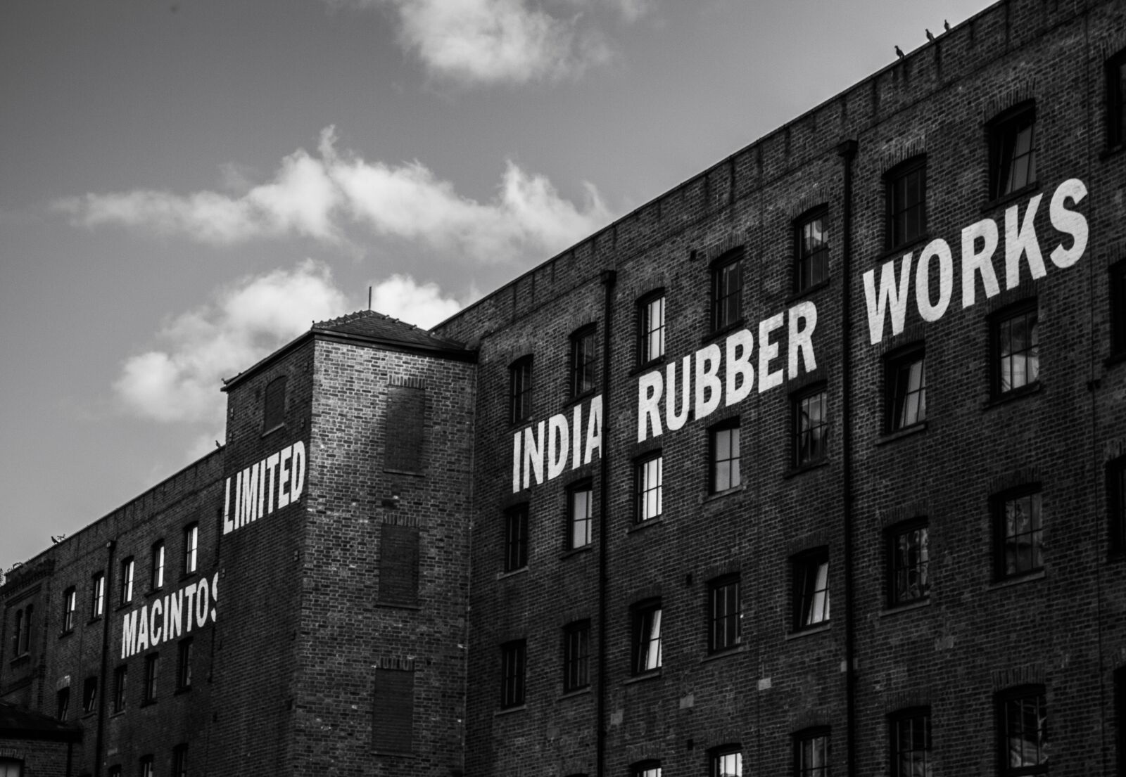 Canon EOS M sample photo. Manchester, sign, b w photography