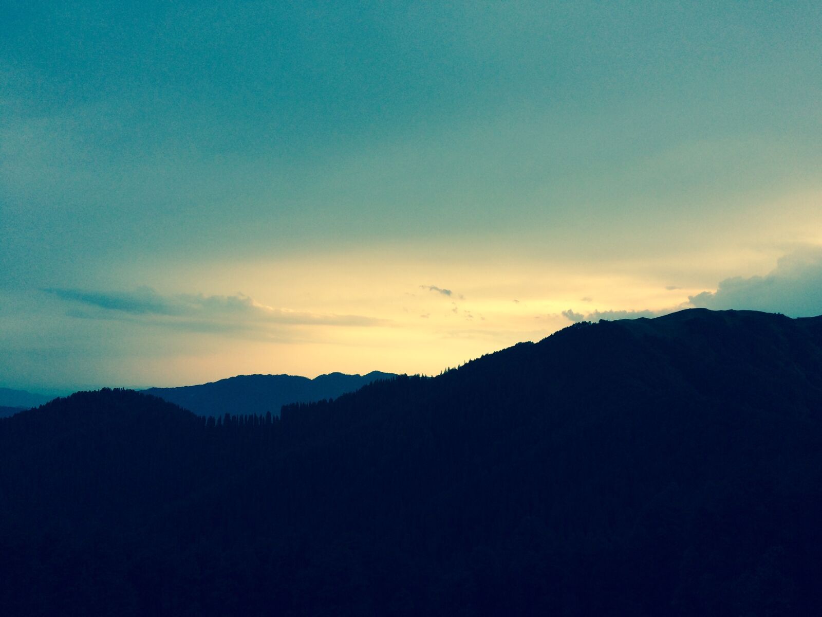 iPhone 5s back camera 4.15mm f/2.2 sample photo. Sunset, sky, india photography