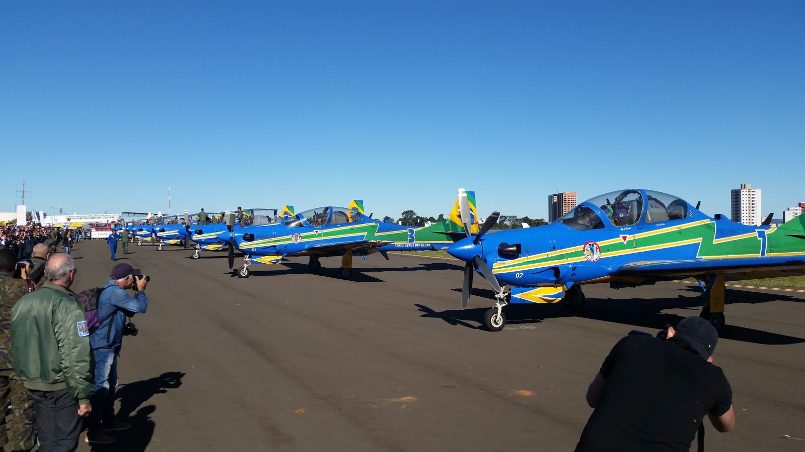 Samsung Galaxy S5 sample photo. Fighter squadron of the photography