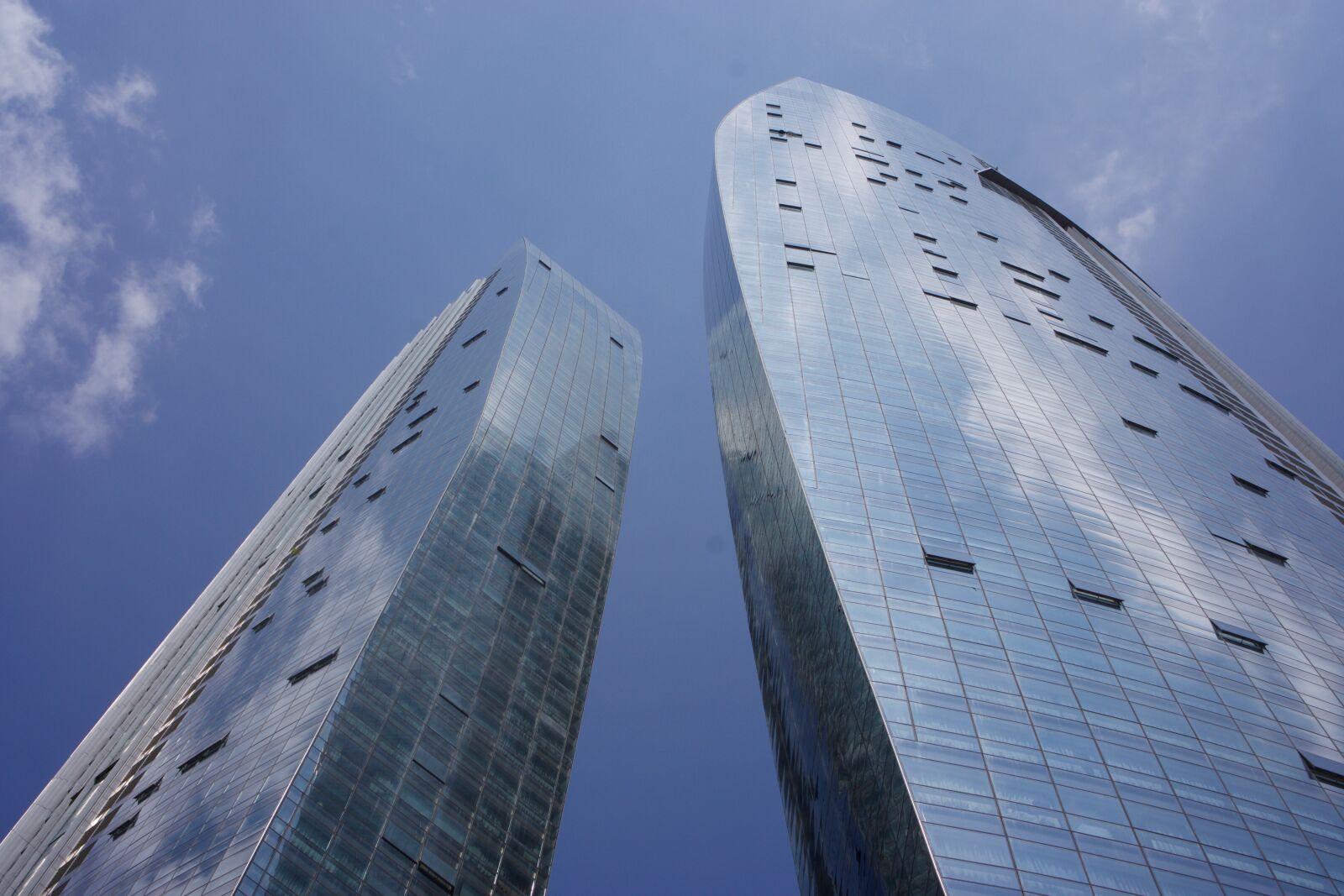 Sony Alpha NEX-7 sample photo. Singapore, skyscraper, glass photography