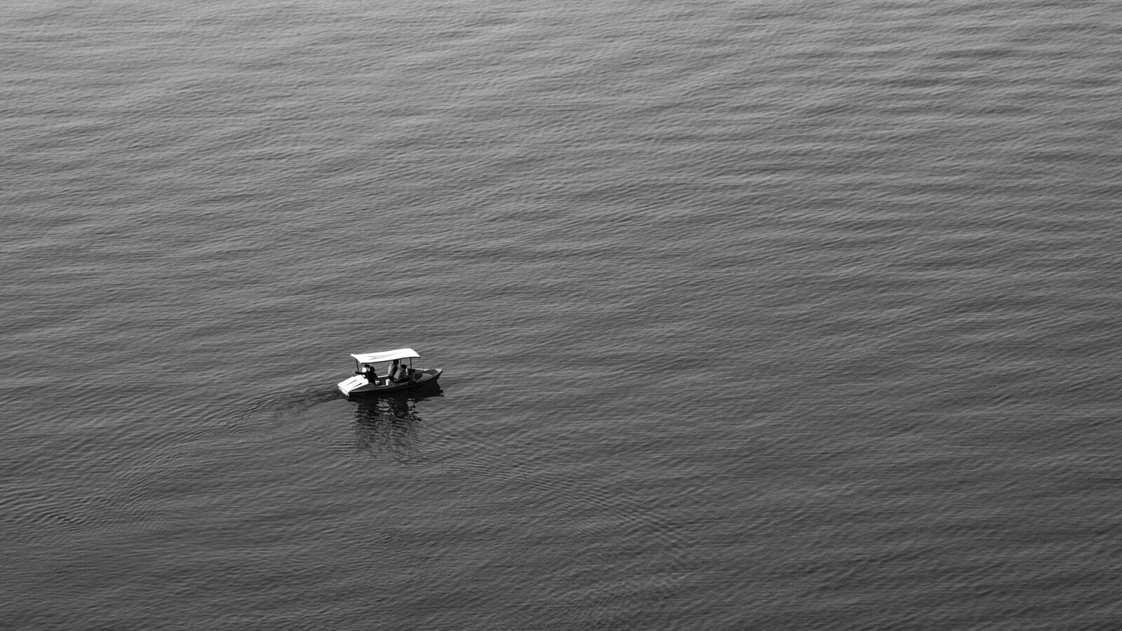 Canon EOS 70D sample photo. Boat, lake, river photography