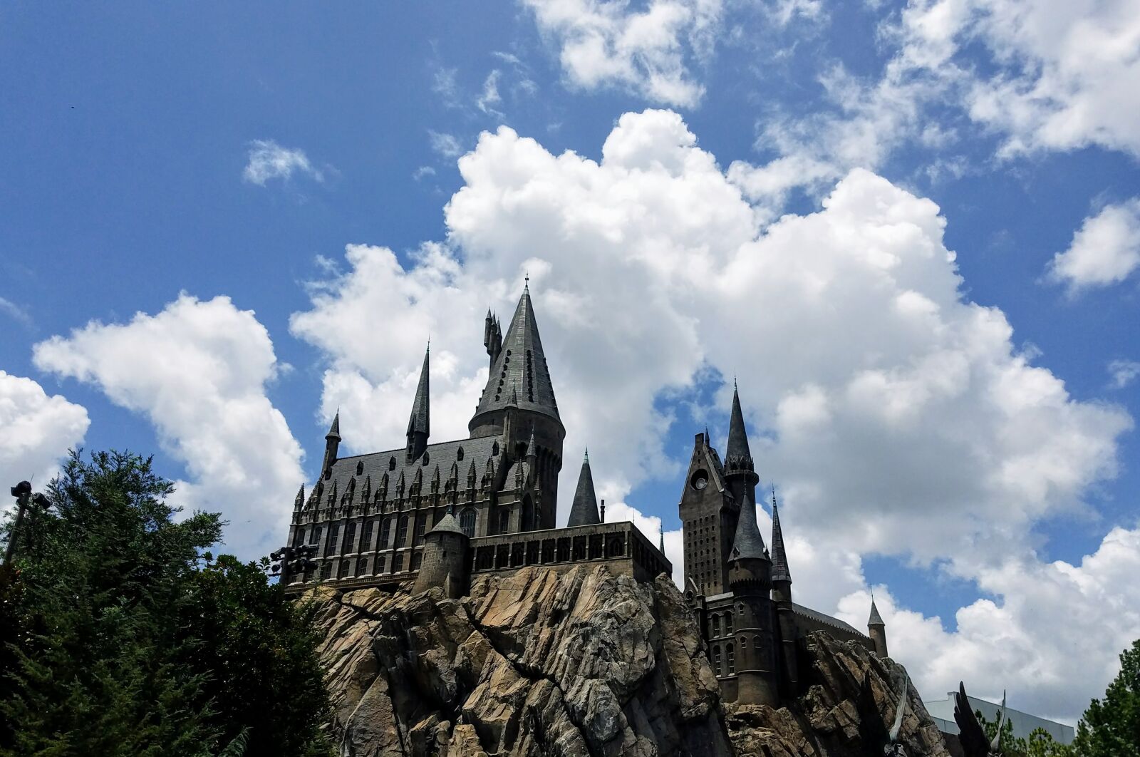 Samsung Galaxy S7 Edge sample photo. Castle, clouds, harry, potter photography
