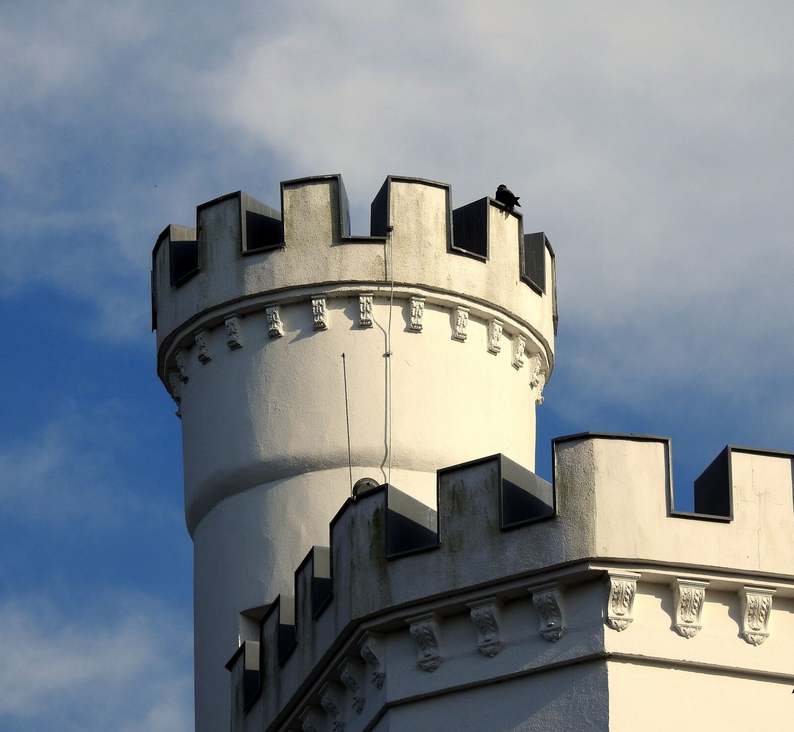 Nikon Coolpix P900 sample photo. Building, castle, tower photography