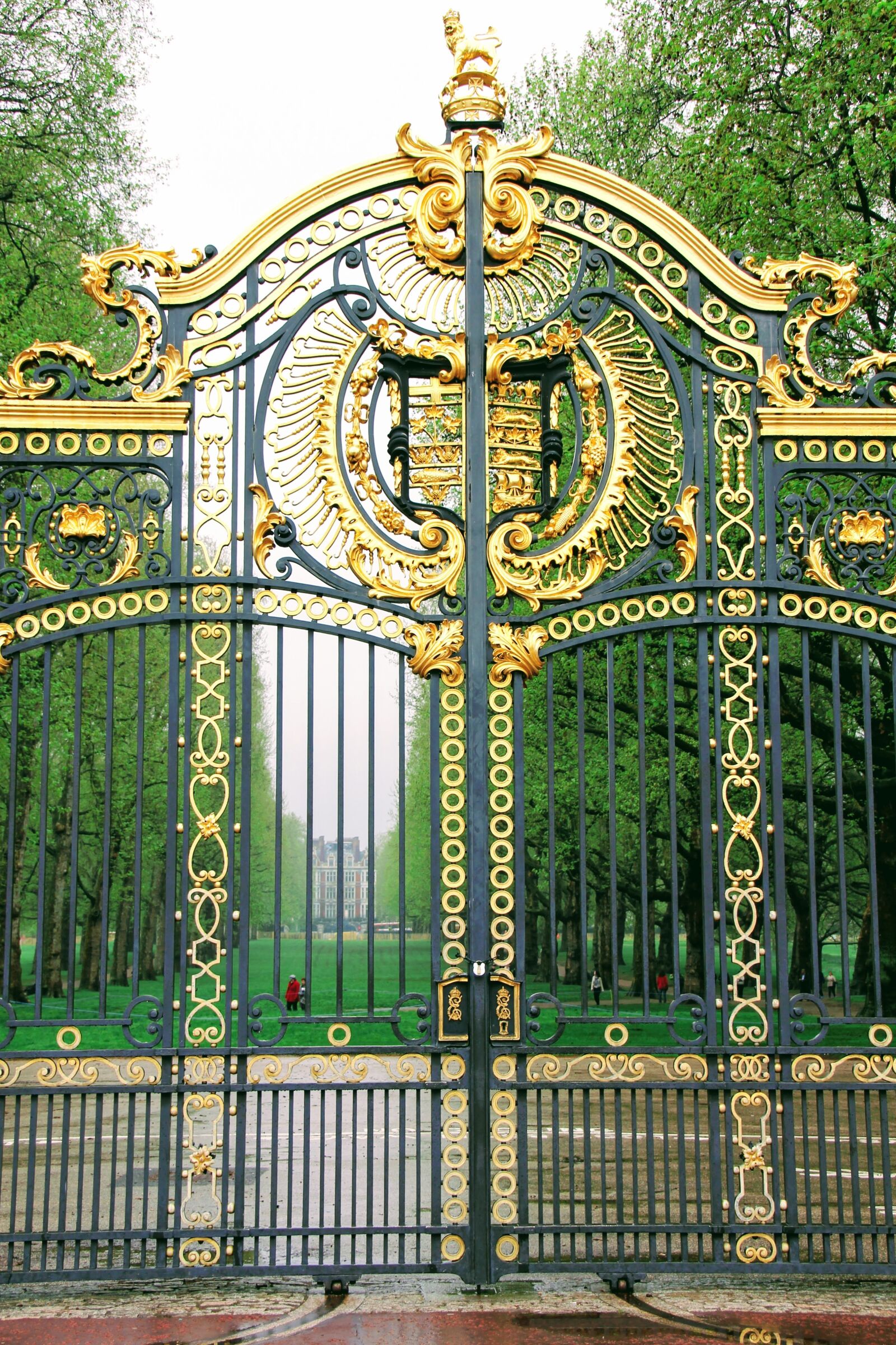 Canon EOS 60D sample photo. London, buckingham palace, detail photography